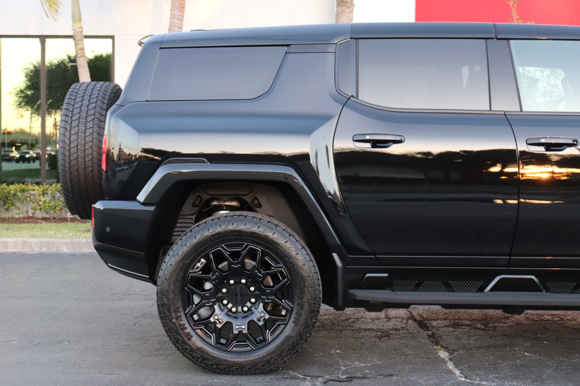 Used-2024-GMC-HUMMER-EV-2X