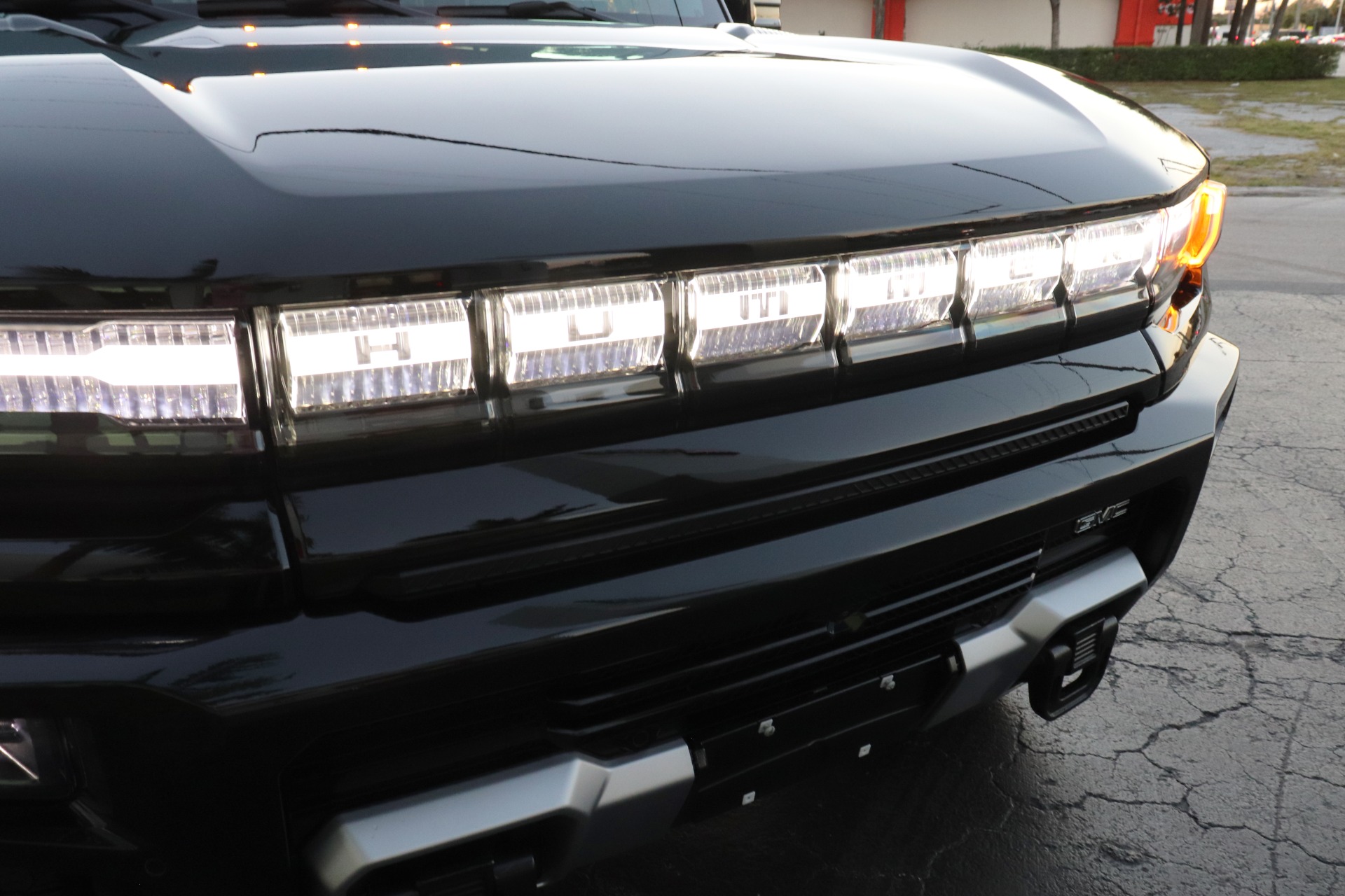 Used-2024-GMC-HUMMER-EV-2X