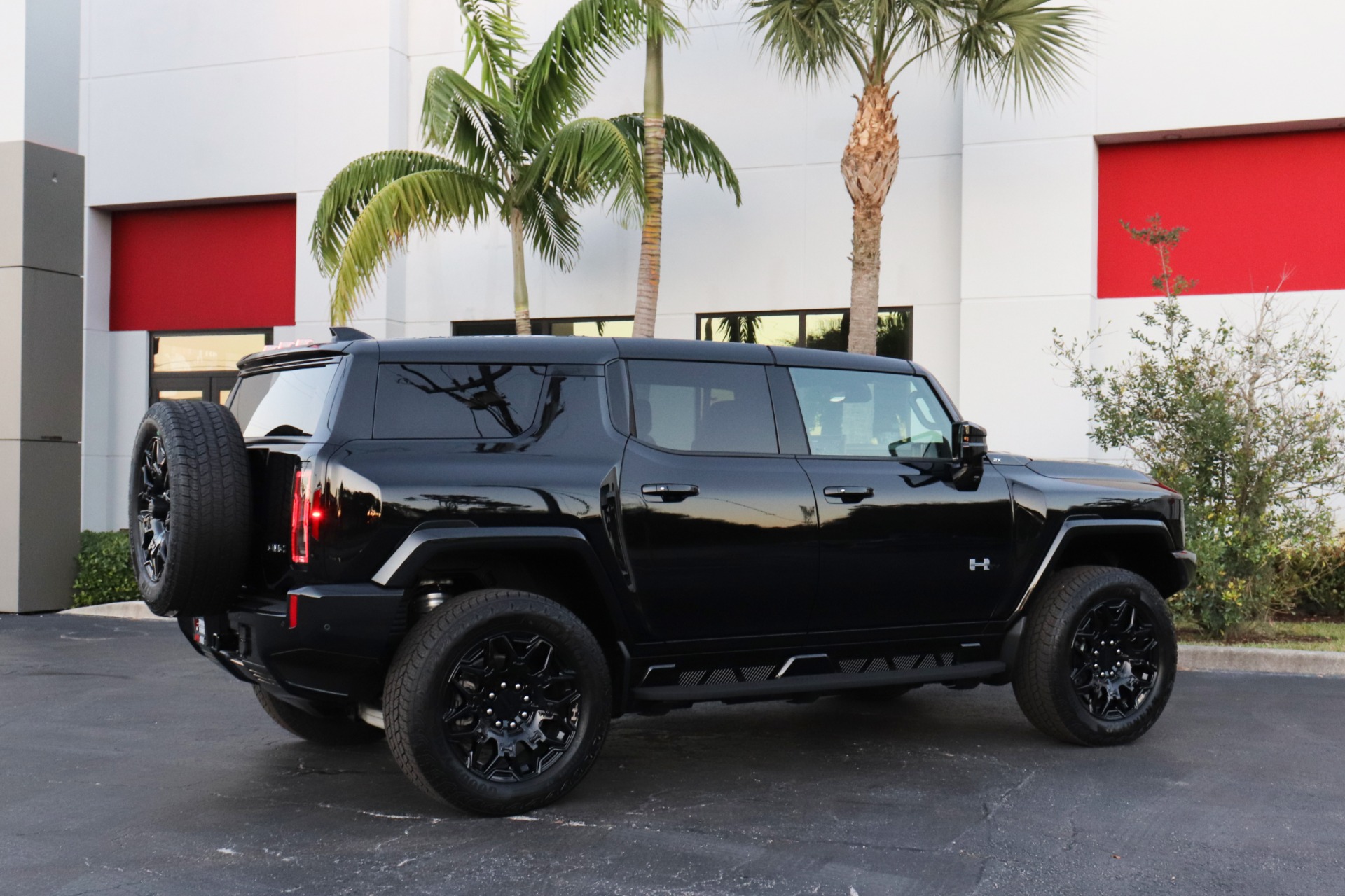 Used-2024-GMC-HUMMER-EV-2X