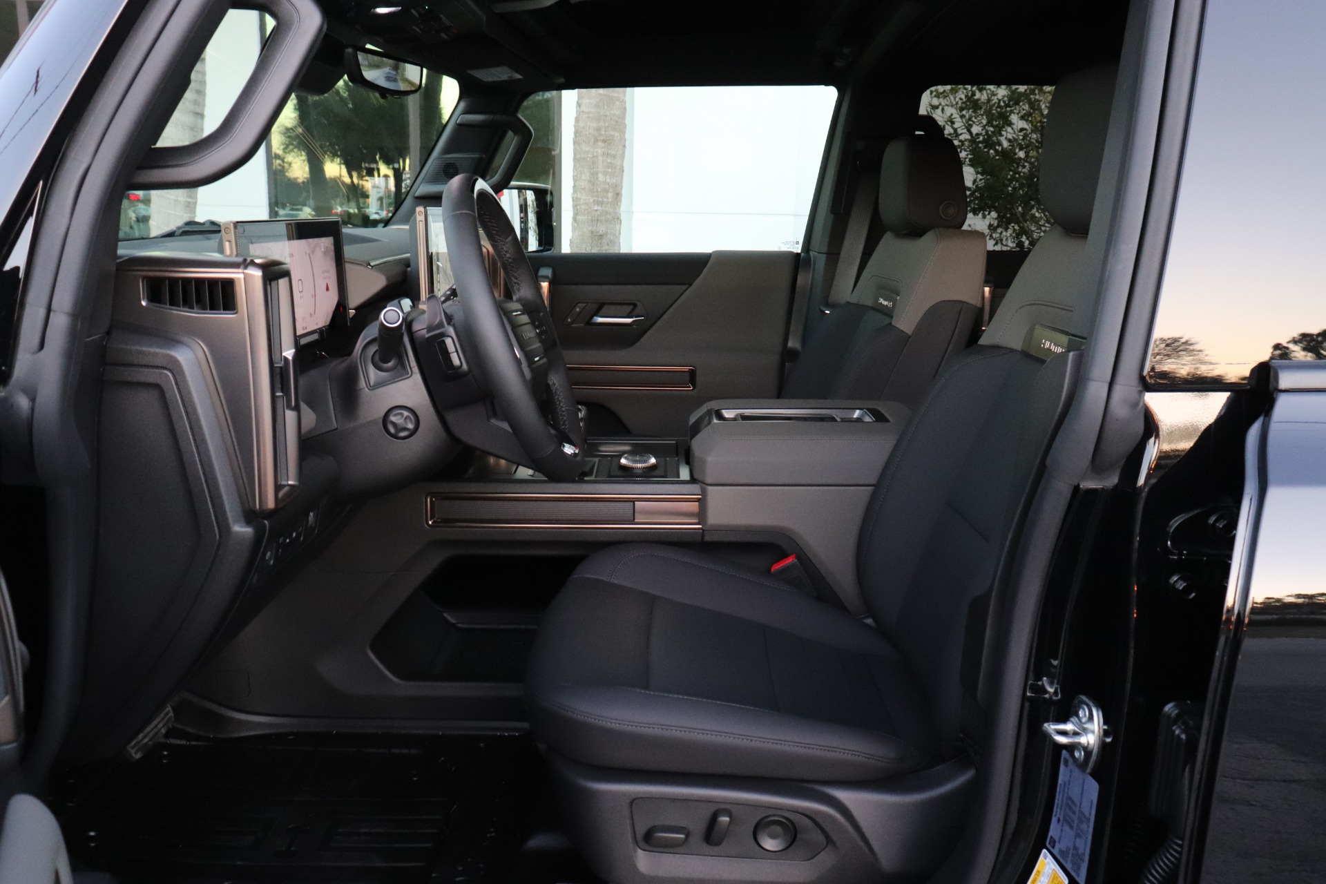 Used-2024-GMC-HUMMER-EV-2X