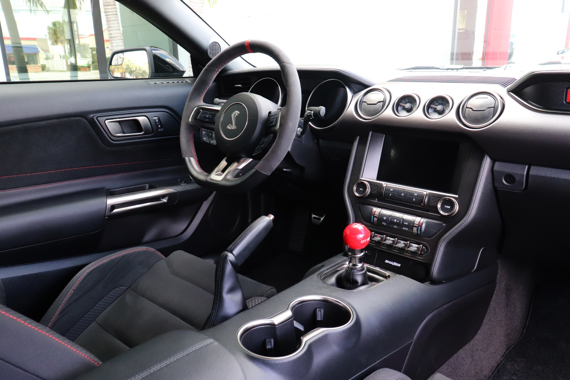 Used-2017-Ford-Mustang-Shelby-GT350R