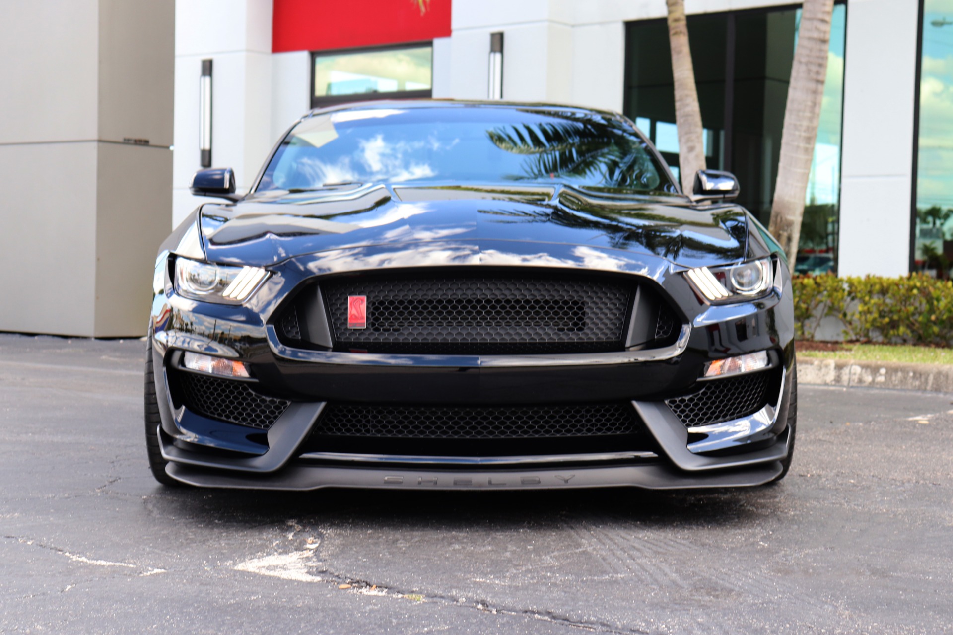 Used-2017-Ford-Mustang-Shelby-GT350R