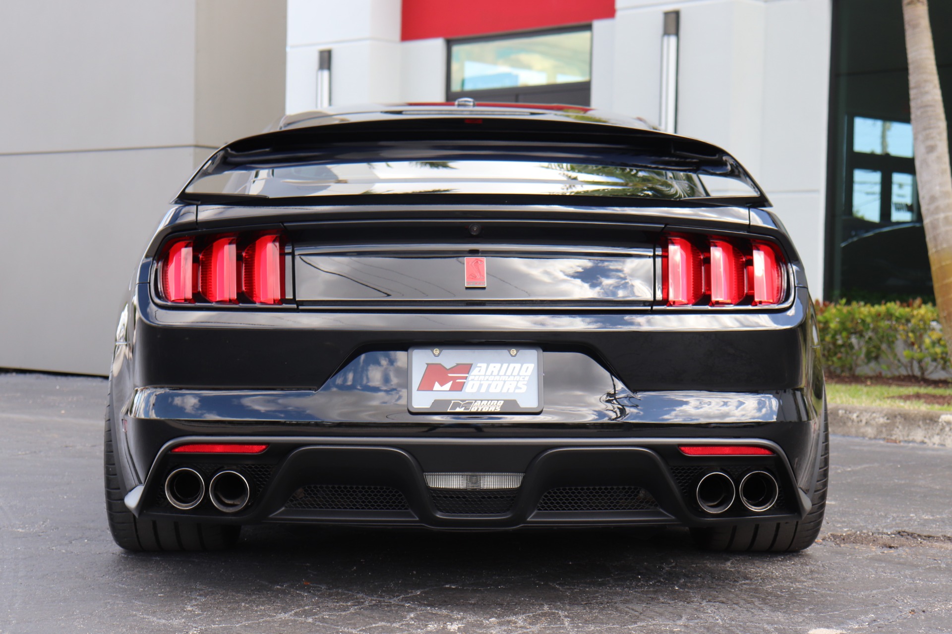 Used-2017-Ford-Mustang-Shelby-GT350R