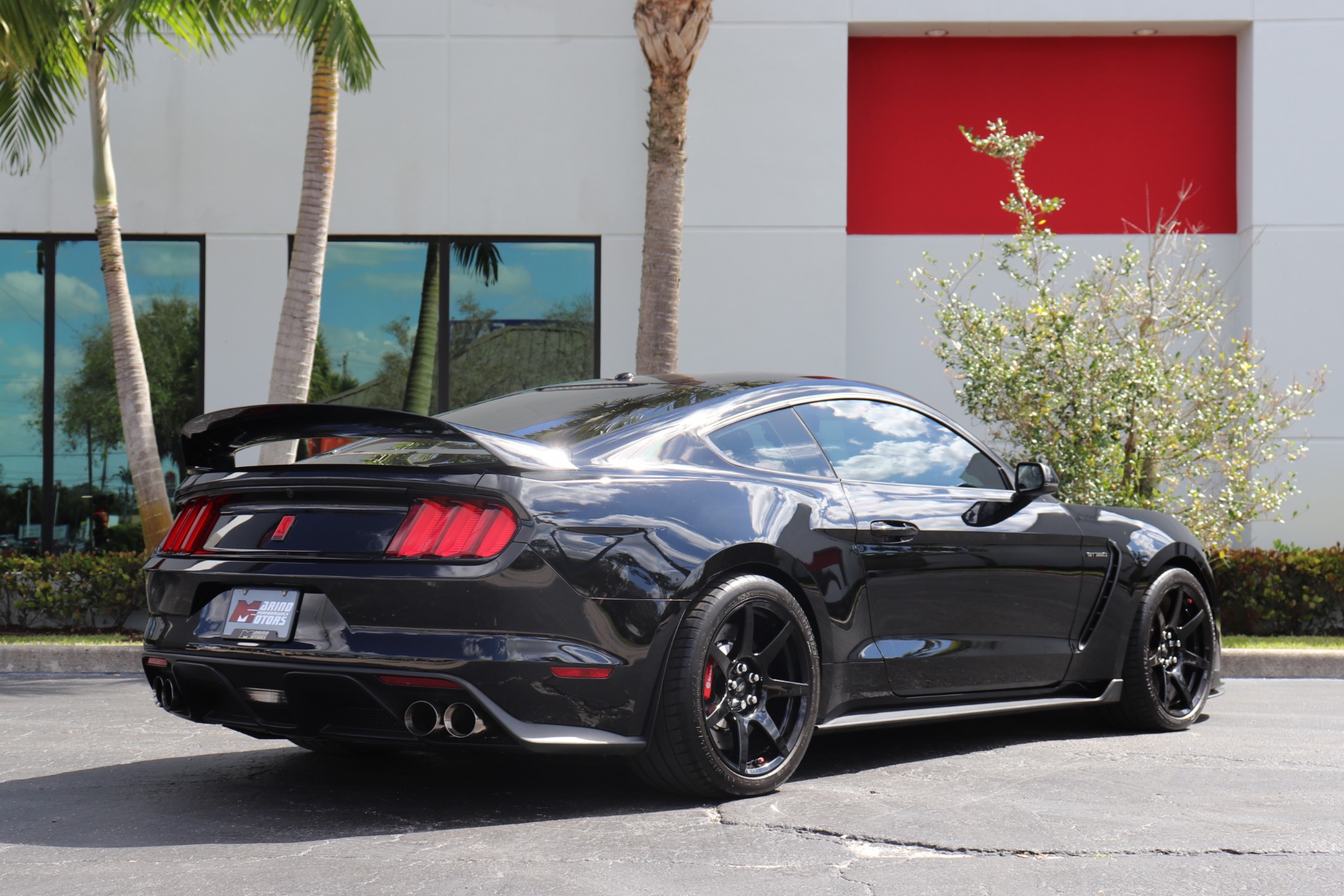 Used-2017-Ford-Mustang-Shelby-GT350R