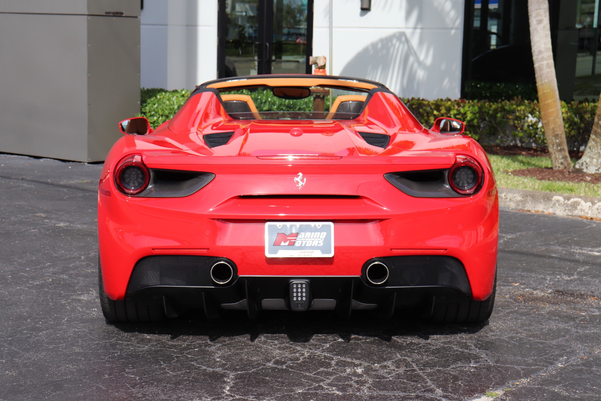 Used-2018-Ferrari-488-Spider
