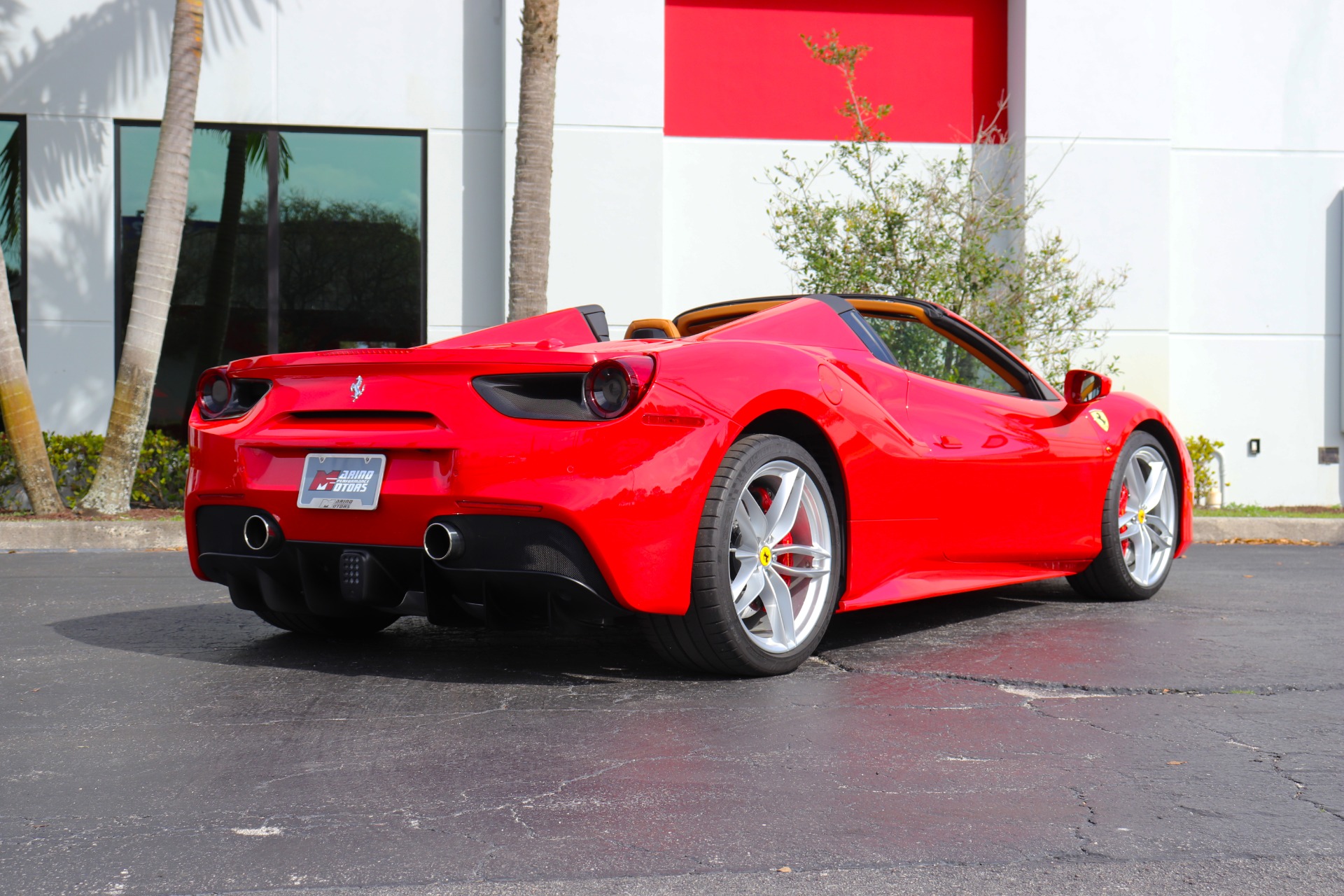Used-2018-Ferrari-488-Spider