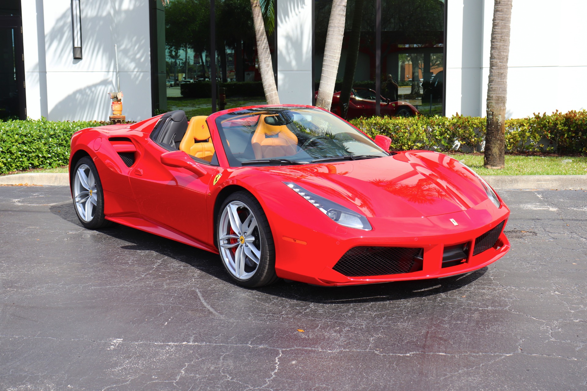 Used-2018-Ferrari-488-Spider