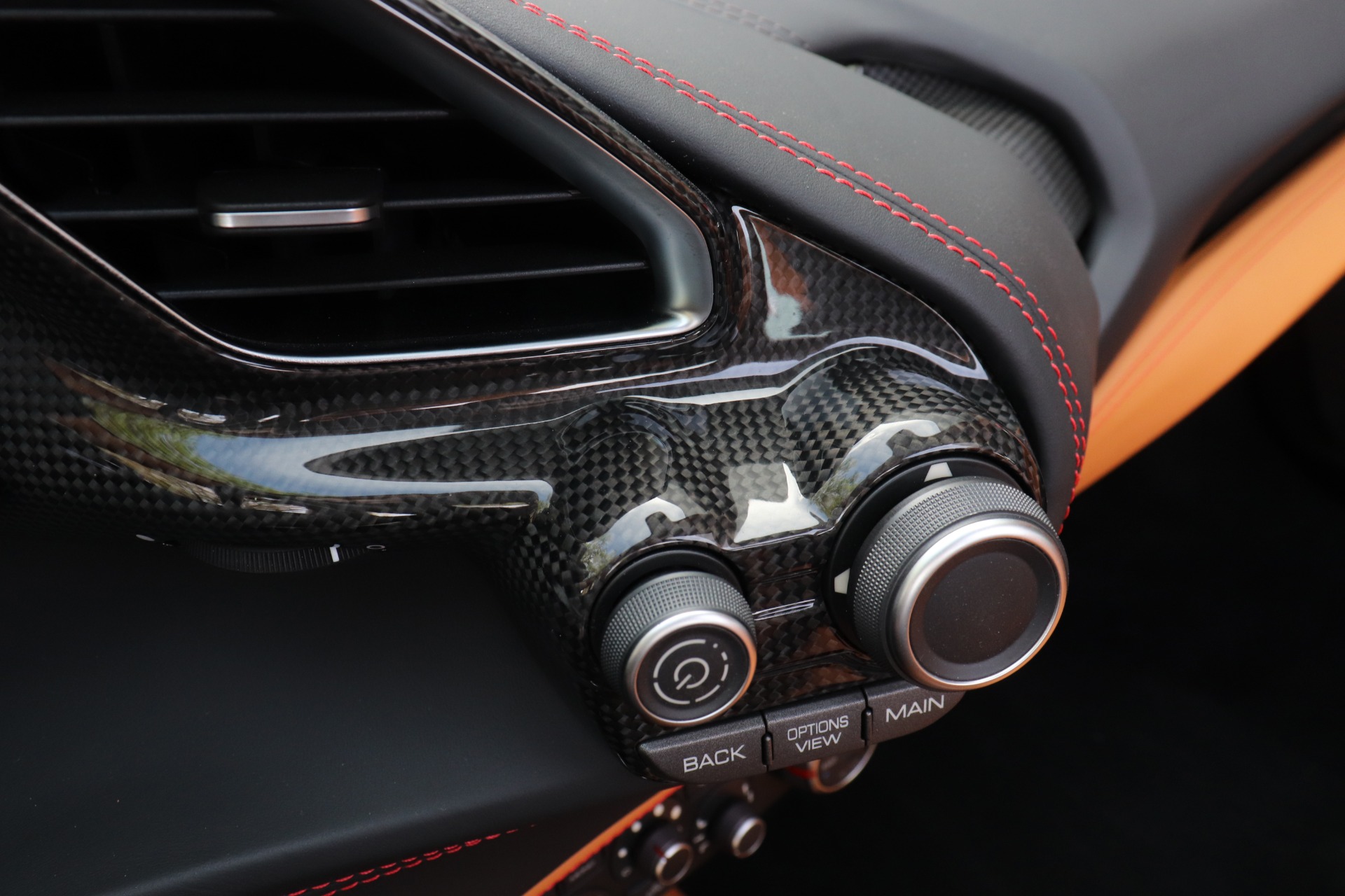 Used-2018-Ferrari-488-Spider