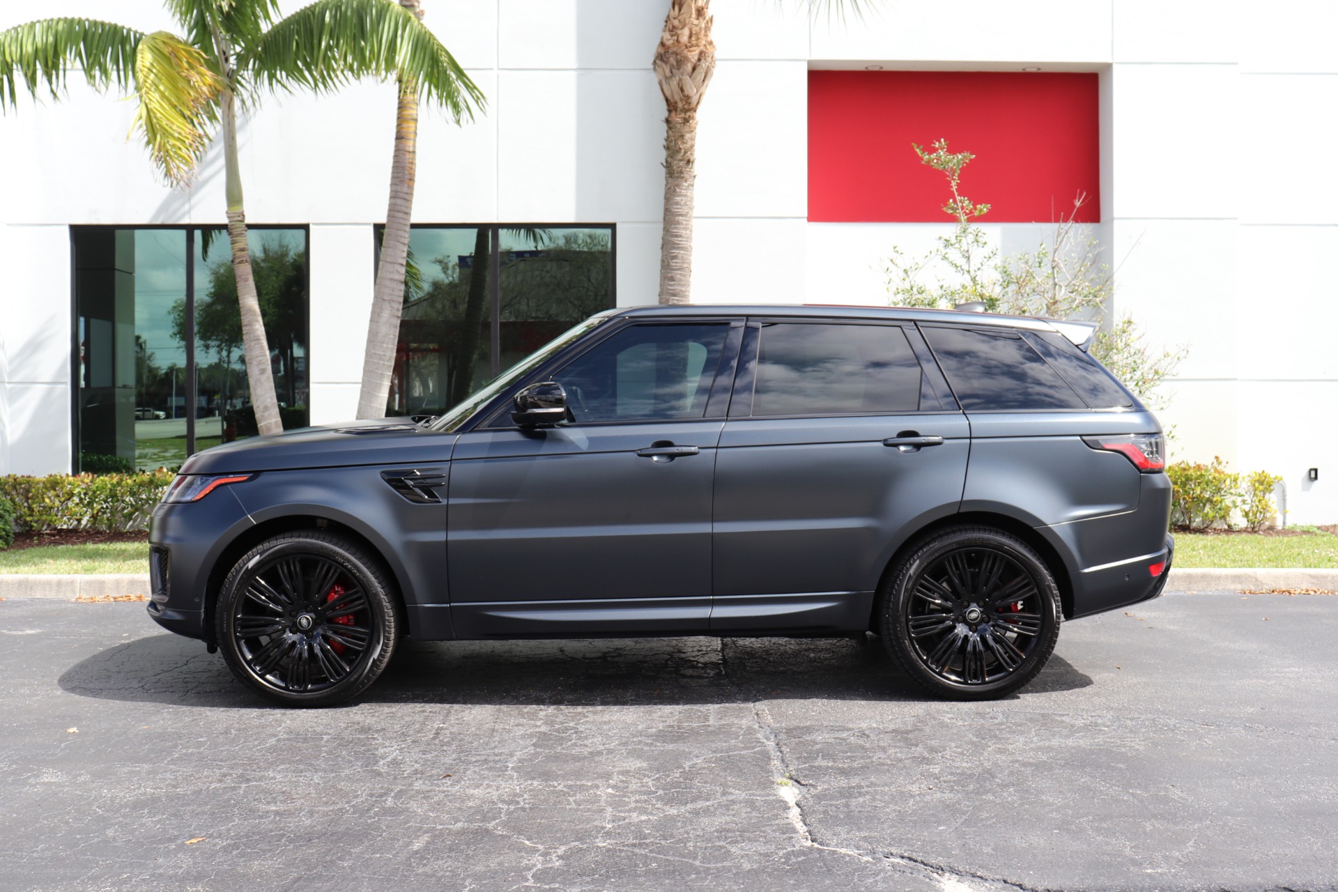 Used-2020-Land-Rover-Range-Rover-Sport-P525-HSE-Dynamic