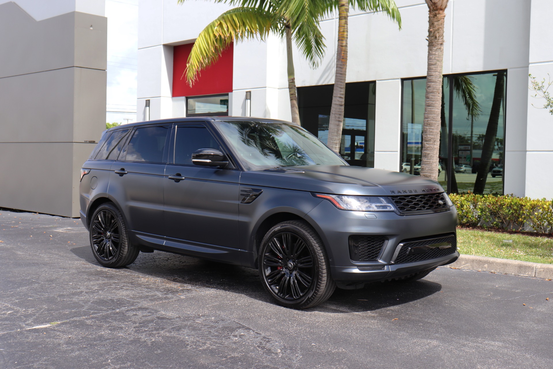 Used-2020-Land-Rover-Range-Rover-Sport-P525-HSE-Dynamic