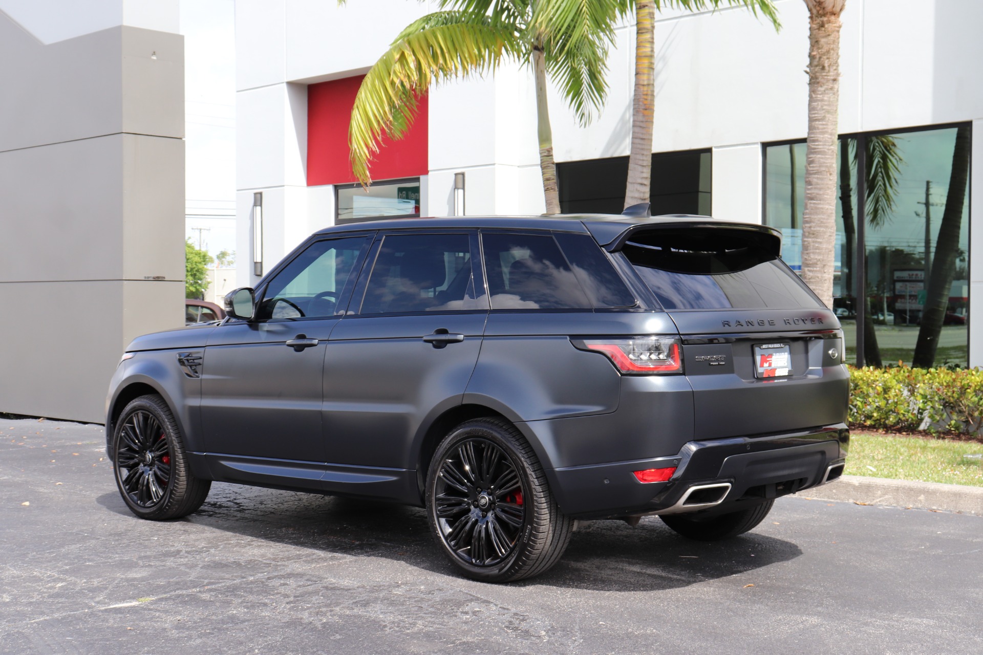Used-2020-Land-Rover-Range-Rover-Sport-P525-HSE-Dynamic