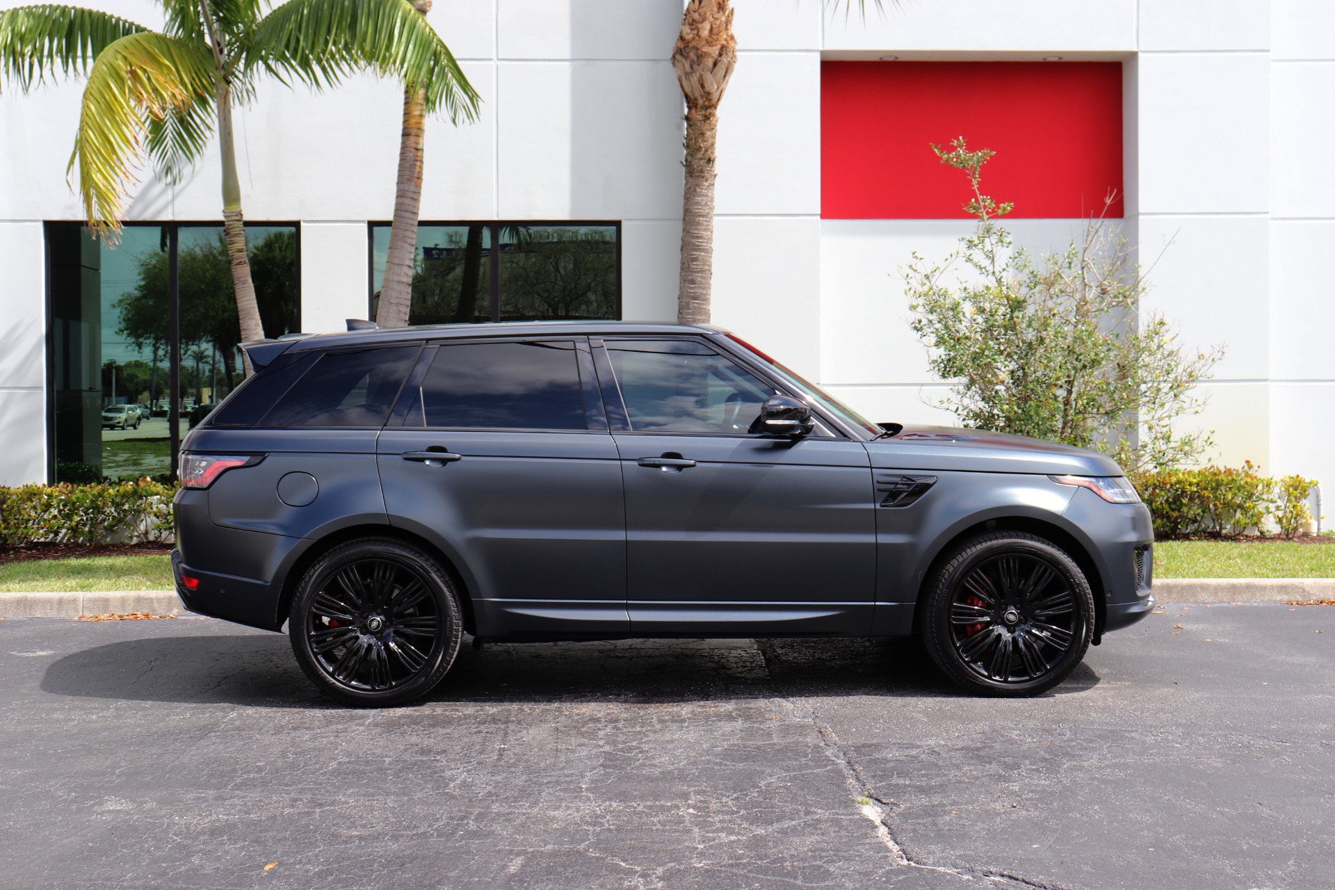 Used-2020-Land-Rover-Range-Rover-Sport-P525-HSE-Dynamic
