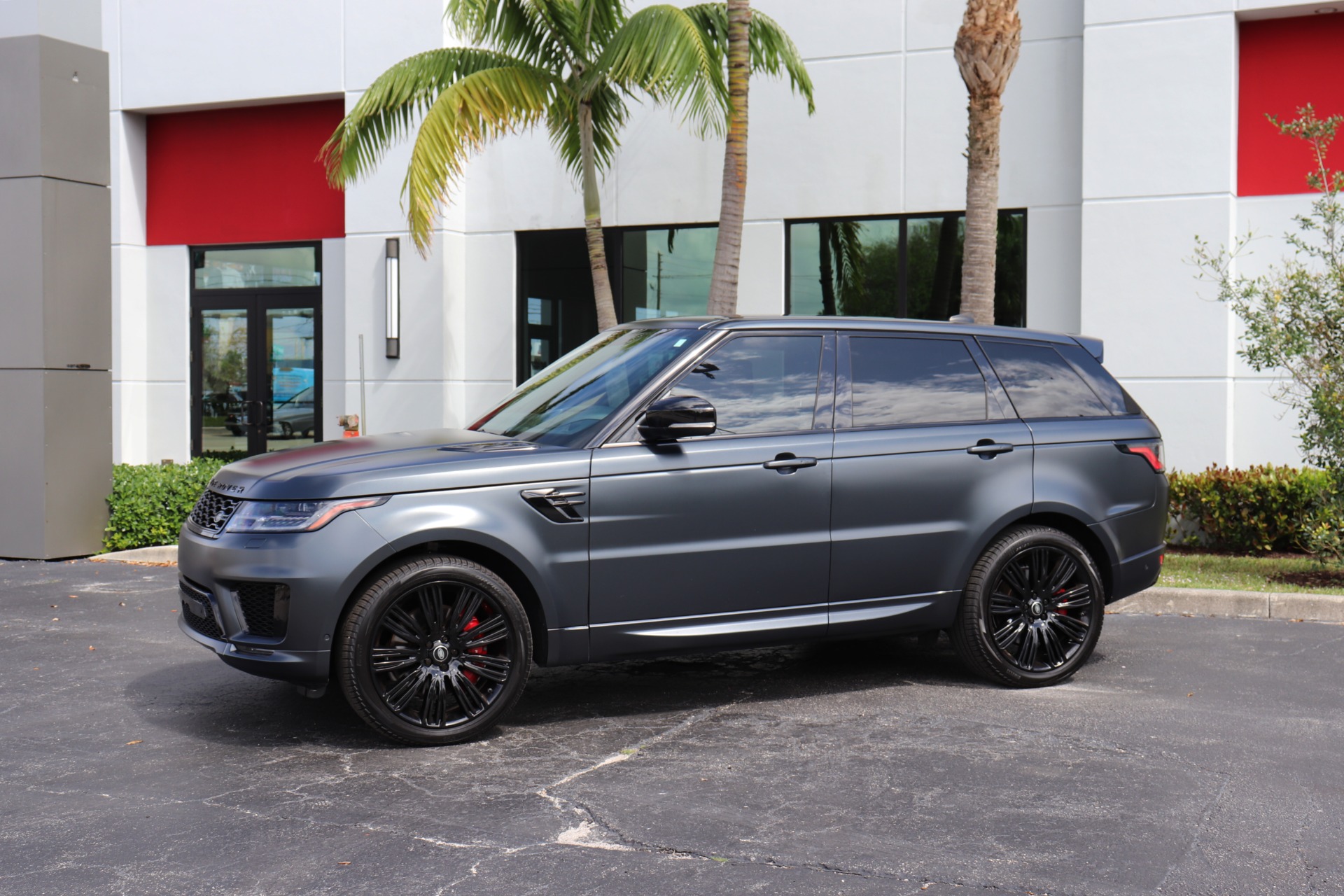 Used-2020-Land-Rover-Range-Rover-Sport-P525-HSE-Dynamic