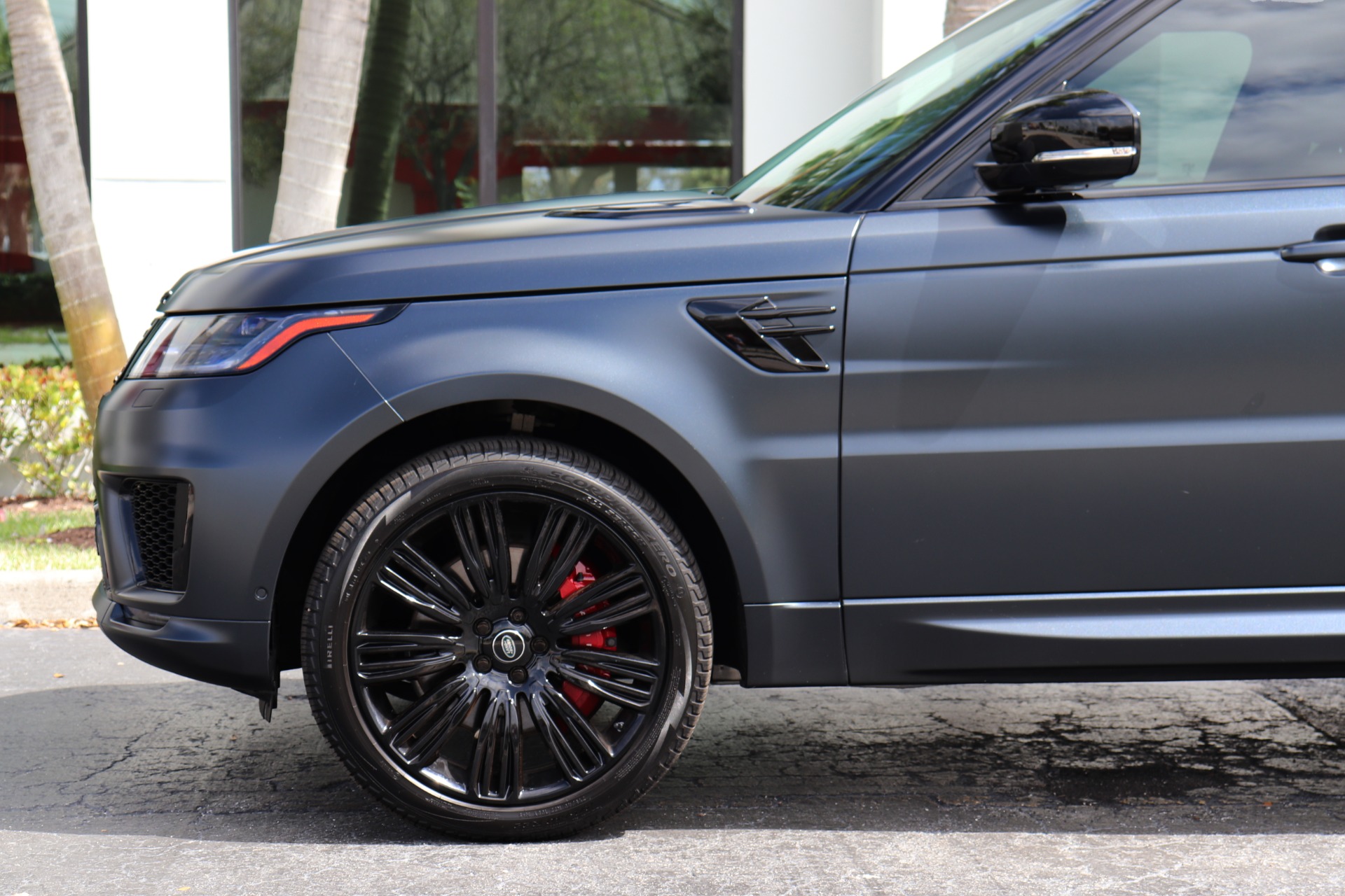 Used-2020-Land-Rover-Range-Rover-Sport-P525-HSE-Dynamic