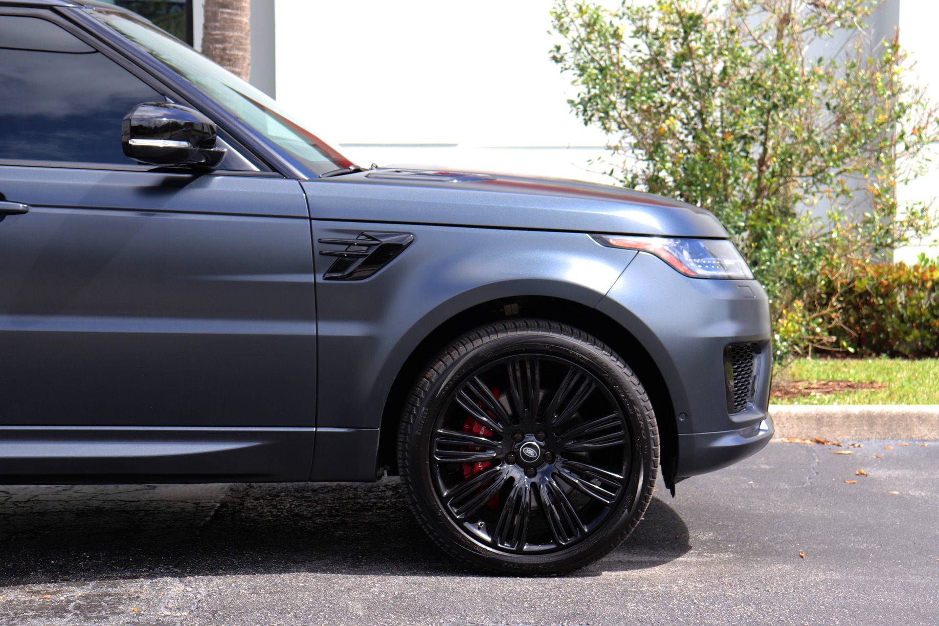 Used-2020-Land-Rover-Range-Rover-Sport-P525-HSE-Dynamic
