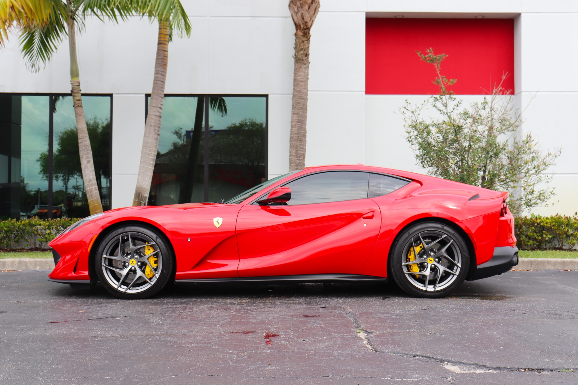 Used-2019-Ferrari-812-Superfast