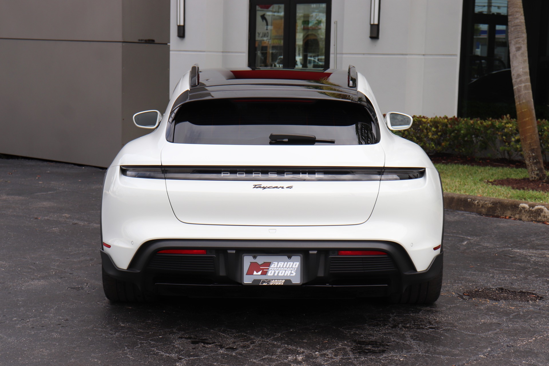 Used-2022-Porsche-Taycan-4-Cross-Turismo