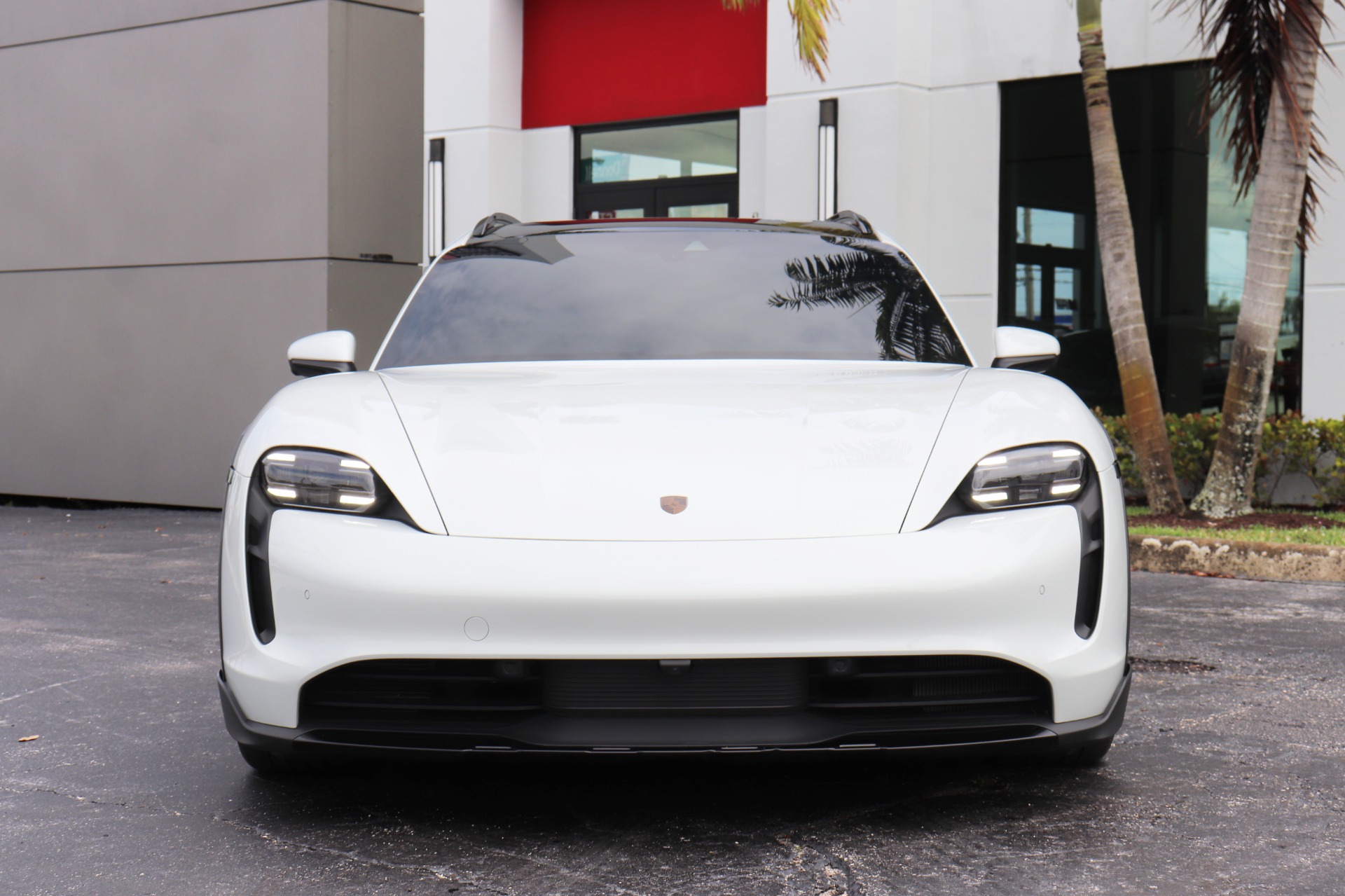 Used-2022-Porsche-Taycan-4-Cross-Turismo