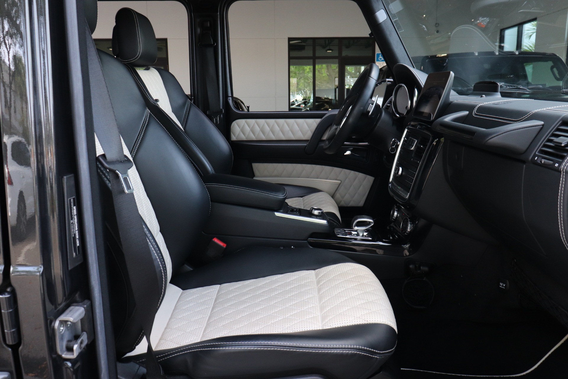Used-2018-Mercedes-Benz-G-Class-AMG-G-63