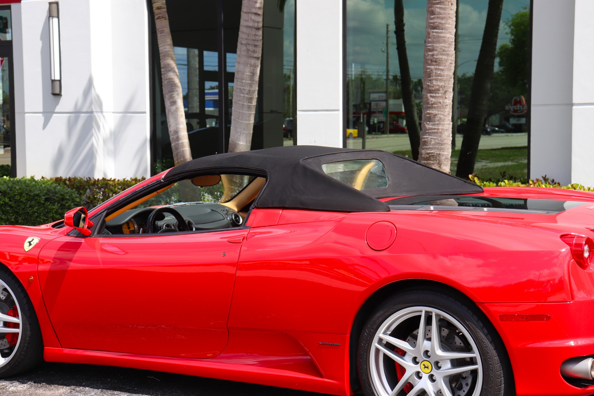 Used-2006-Ferrari-F430-F1-Spider