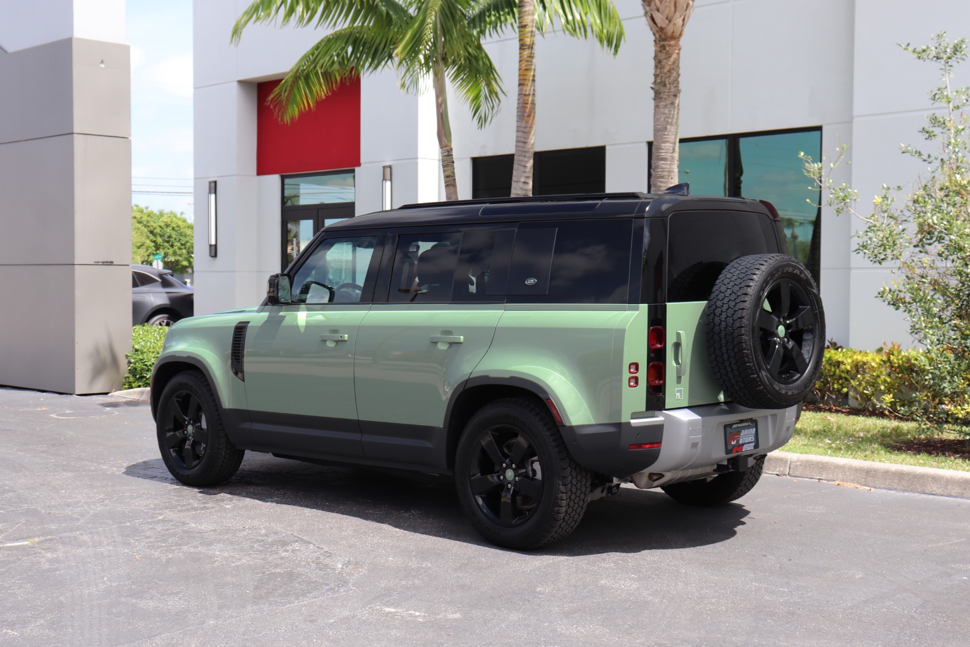 Used-2023-Land-Rover-Defender-110-75th-Anniversary-Edition
