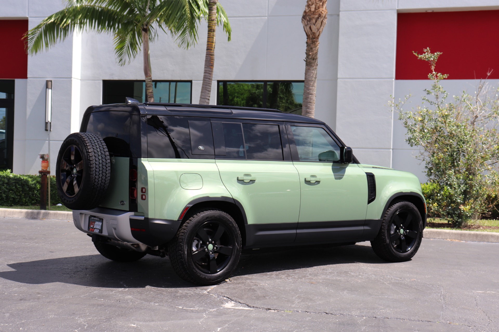 Used-2023-Land-Rover-Defender-110-75th-Anniversary-Edition