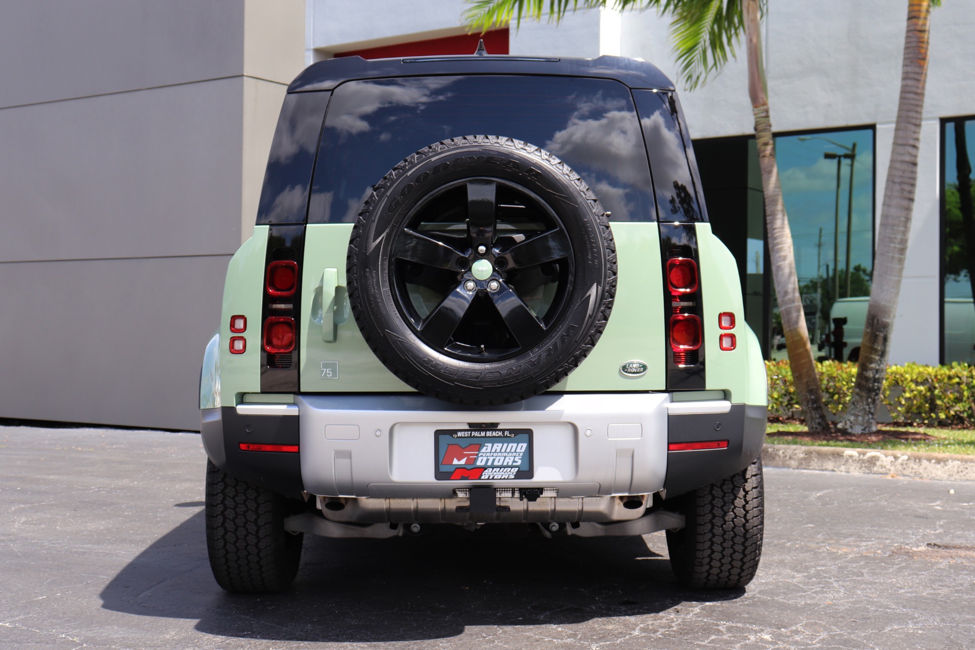 Used-2023-Land-Rover-Defender-110-75th-Anniversary-Edition