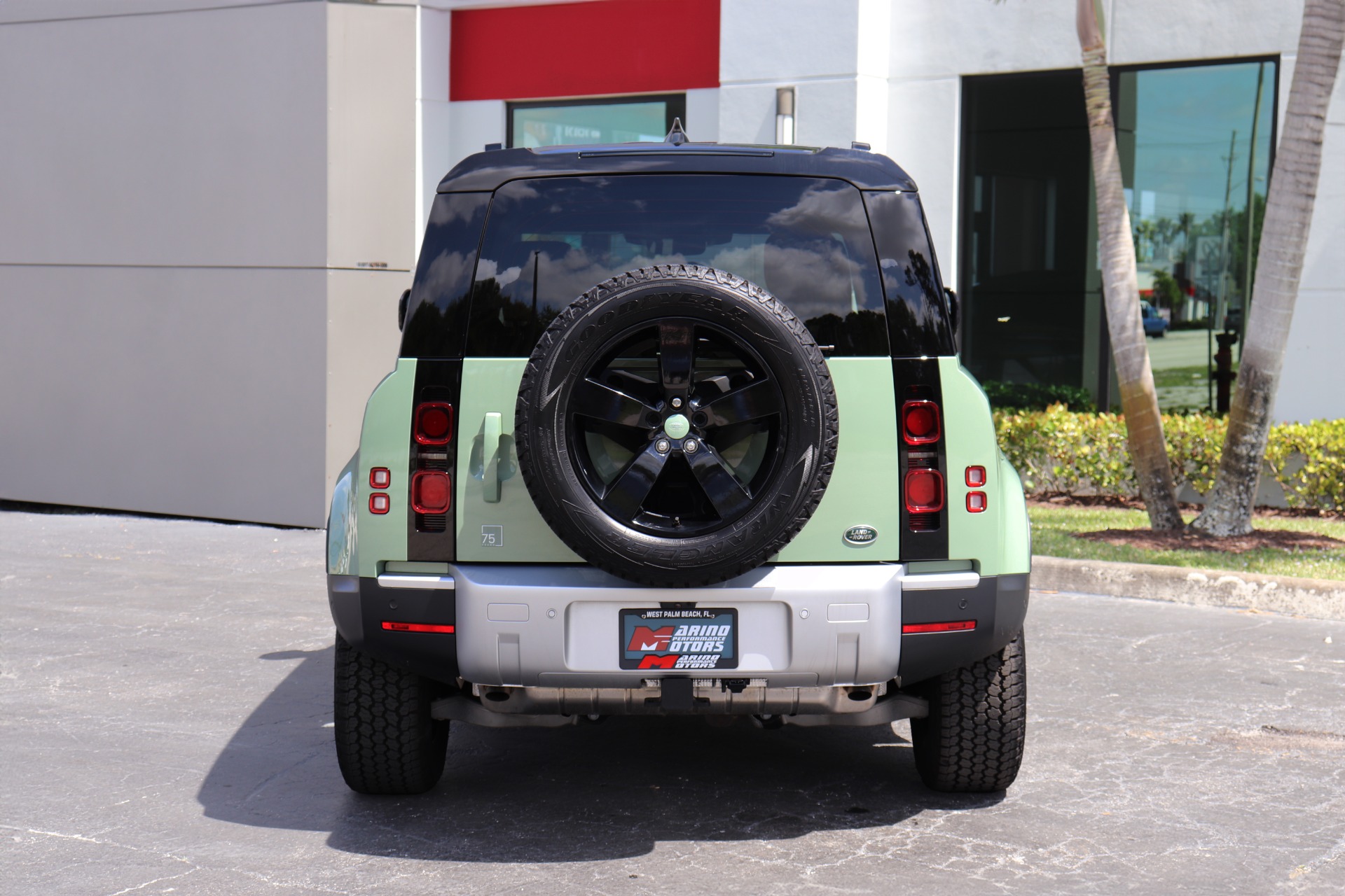 Used-2023-Land-Rover-Defender-110-75th-Anniversary-Edition