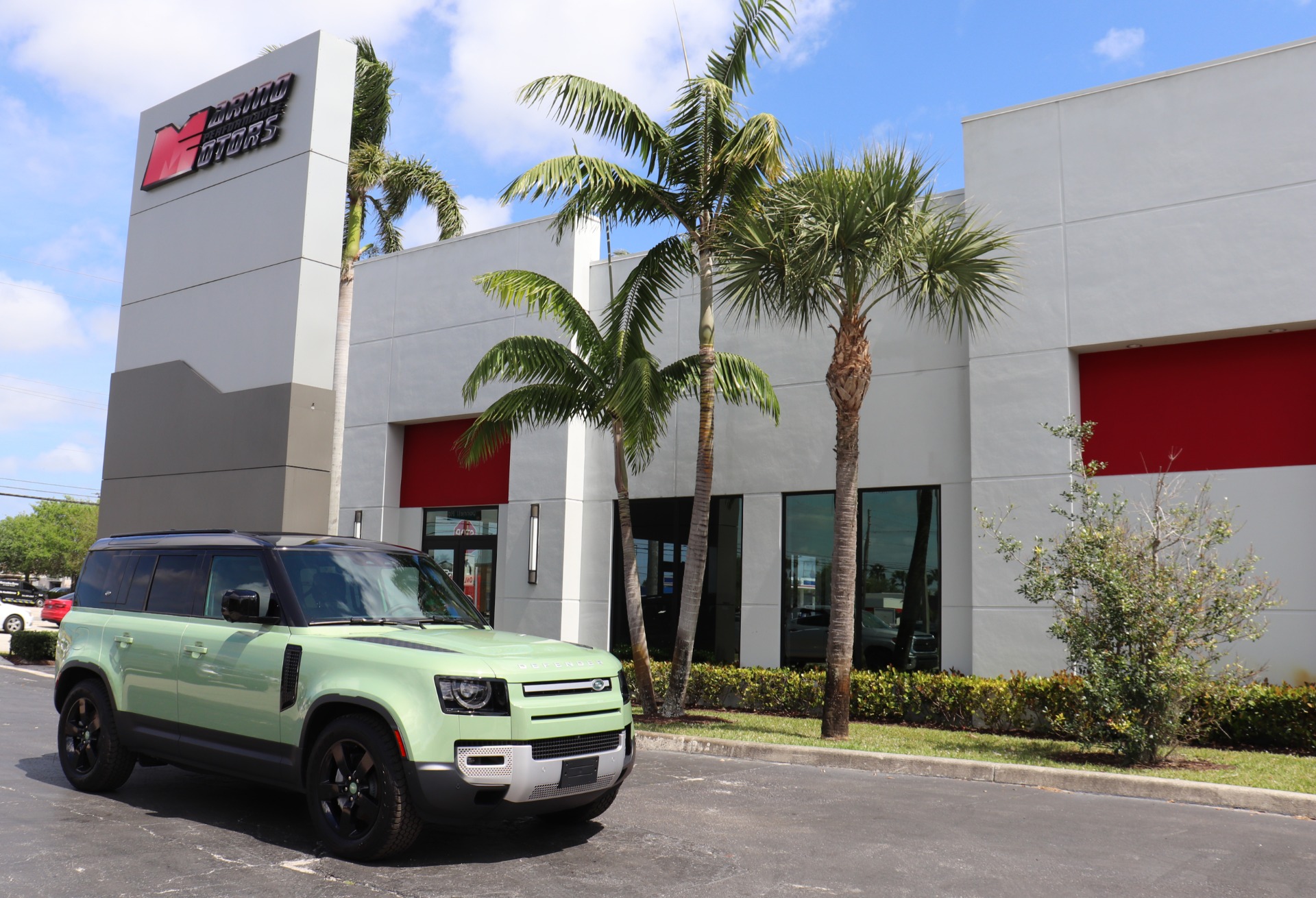 Used-2023-Land-Rover-Defender-110-75th-Anniversary-Edition
