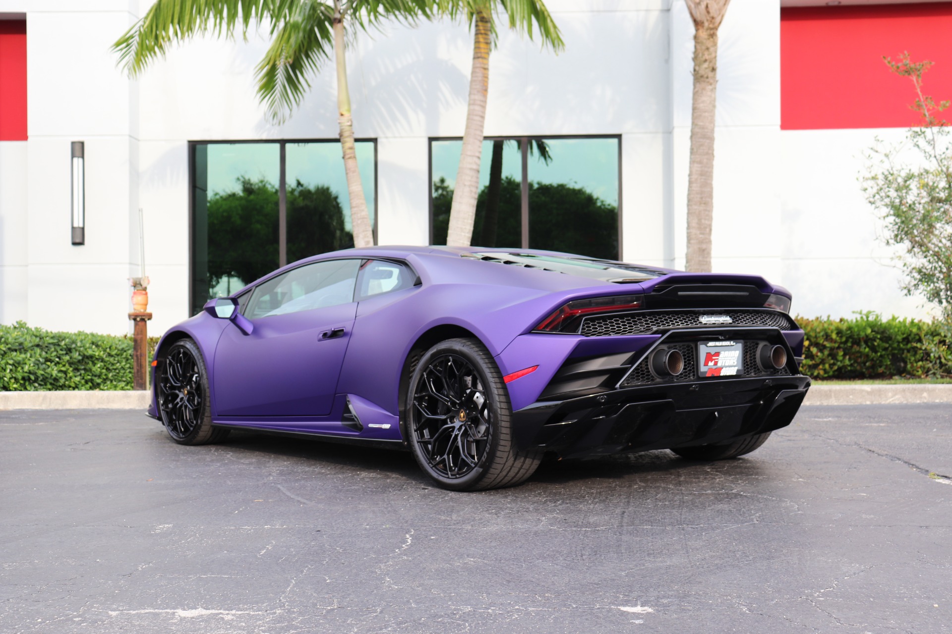 Used-2020-Lamborghini-Huracan-EVO