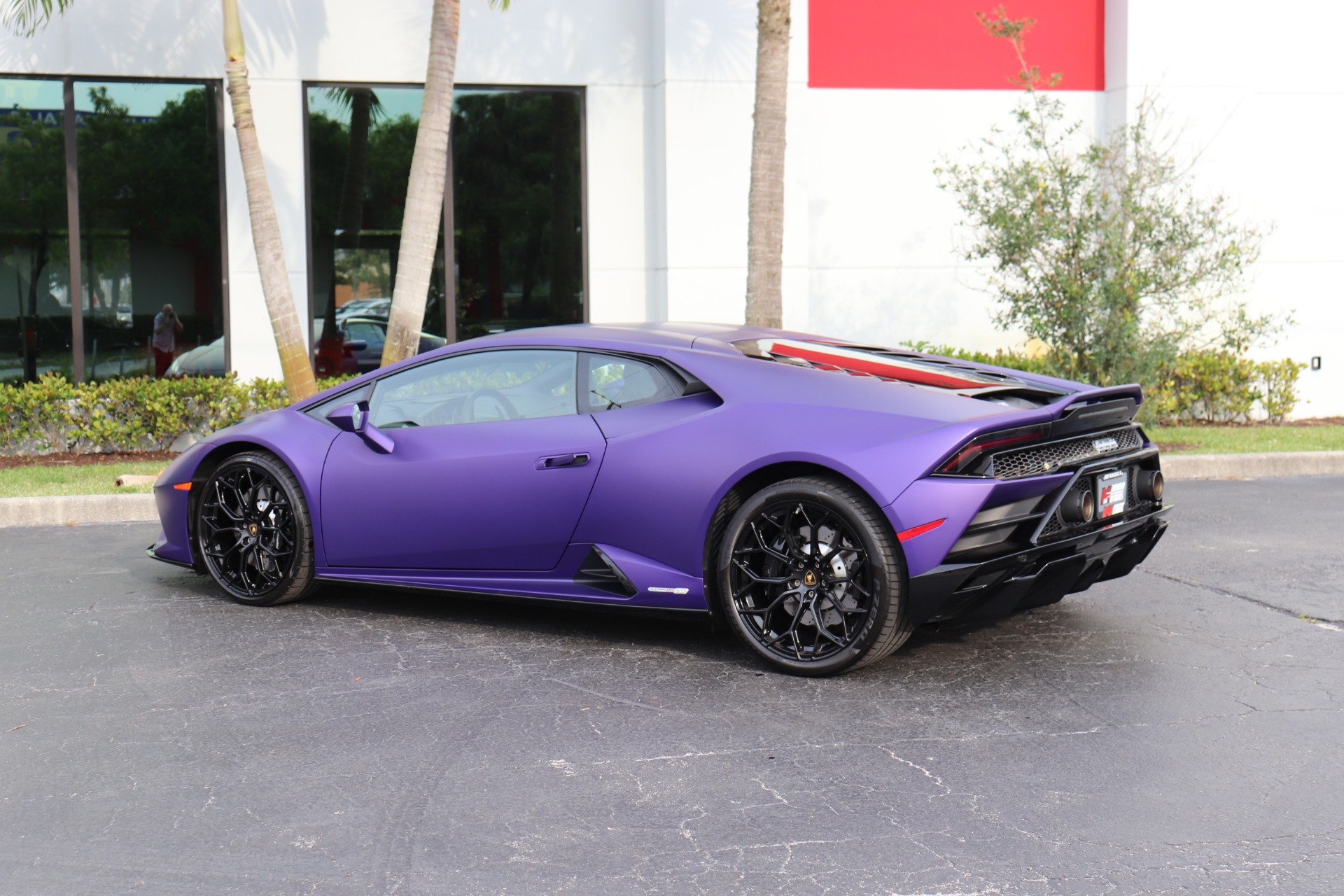 Used-2020-Lamborghini-Huracan-EVO