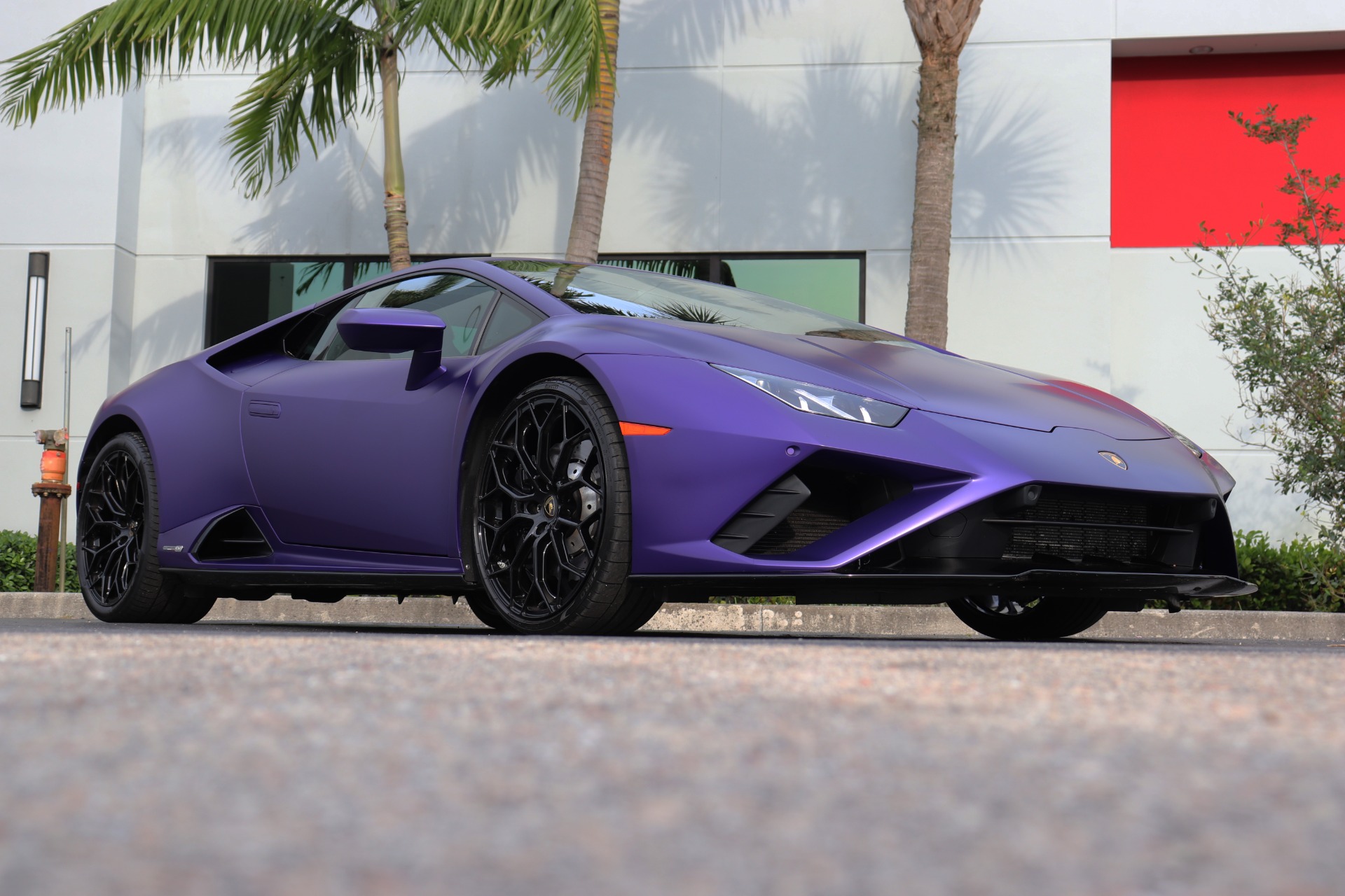 Used-2020-Lamborghini-Huracan-EVO