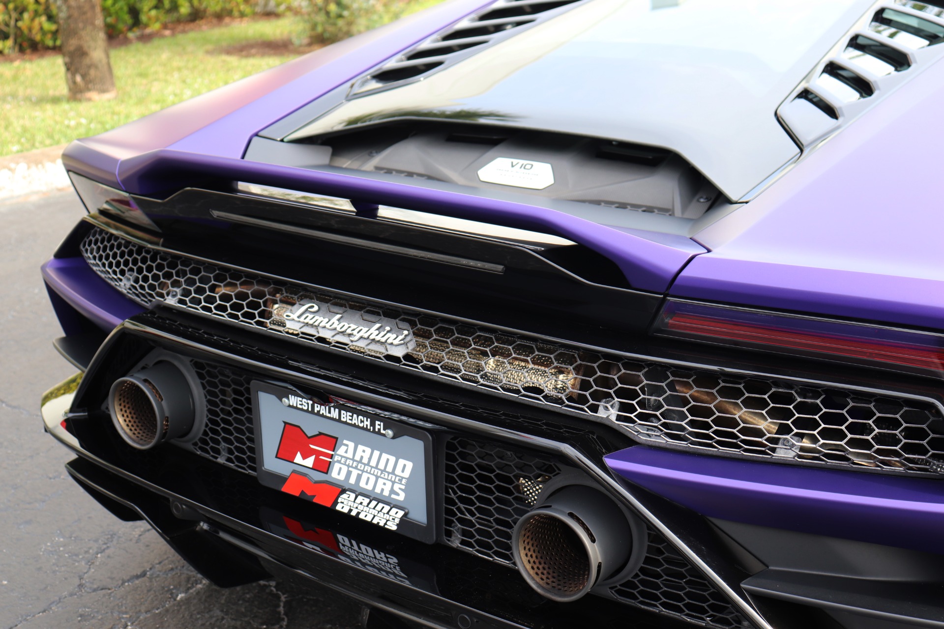 Used-2020-Lamborghini-Huracan-EVO
