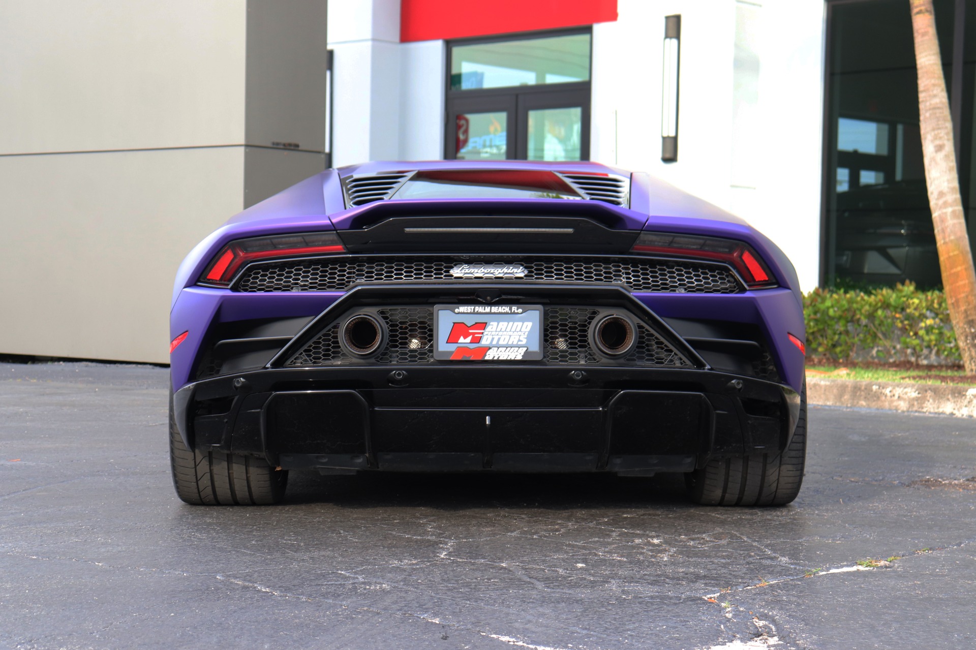 Used-2020-Lamborghini-Huracan-EVO