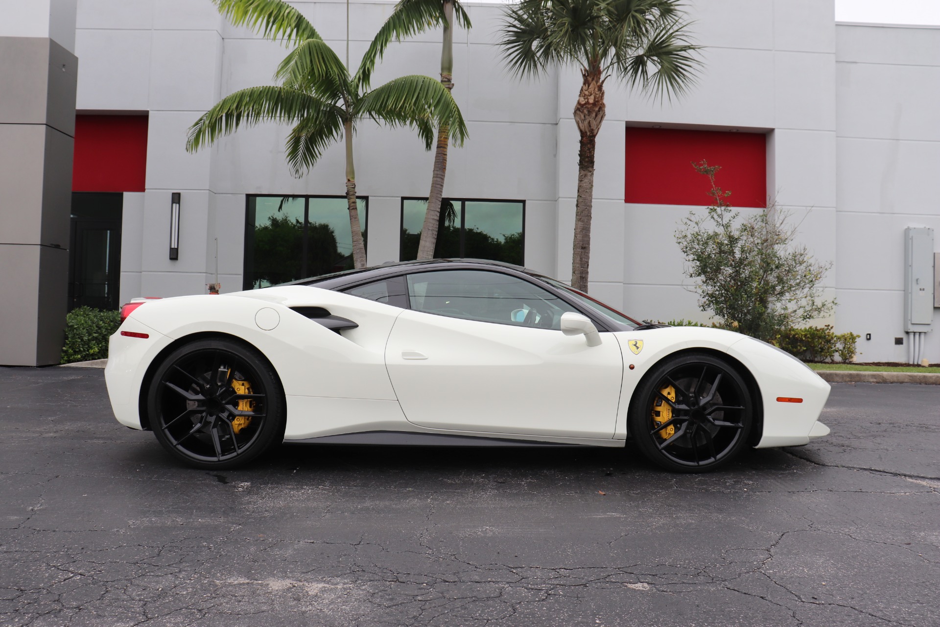 Used-2018-Ferrari-488-GTB