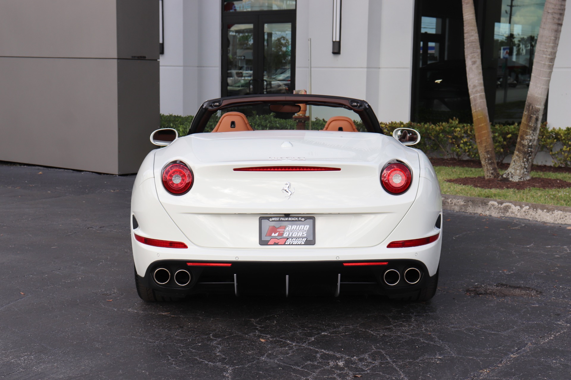 Used-2016-Ferrari-California-T
