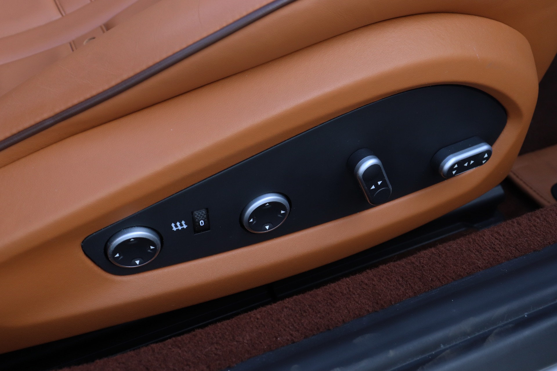 Used-2016-Ferrari-California-T