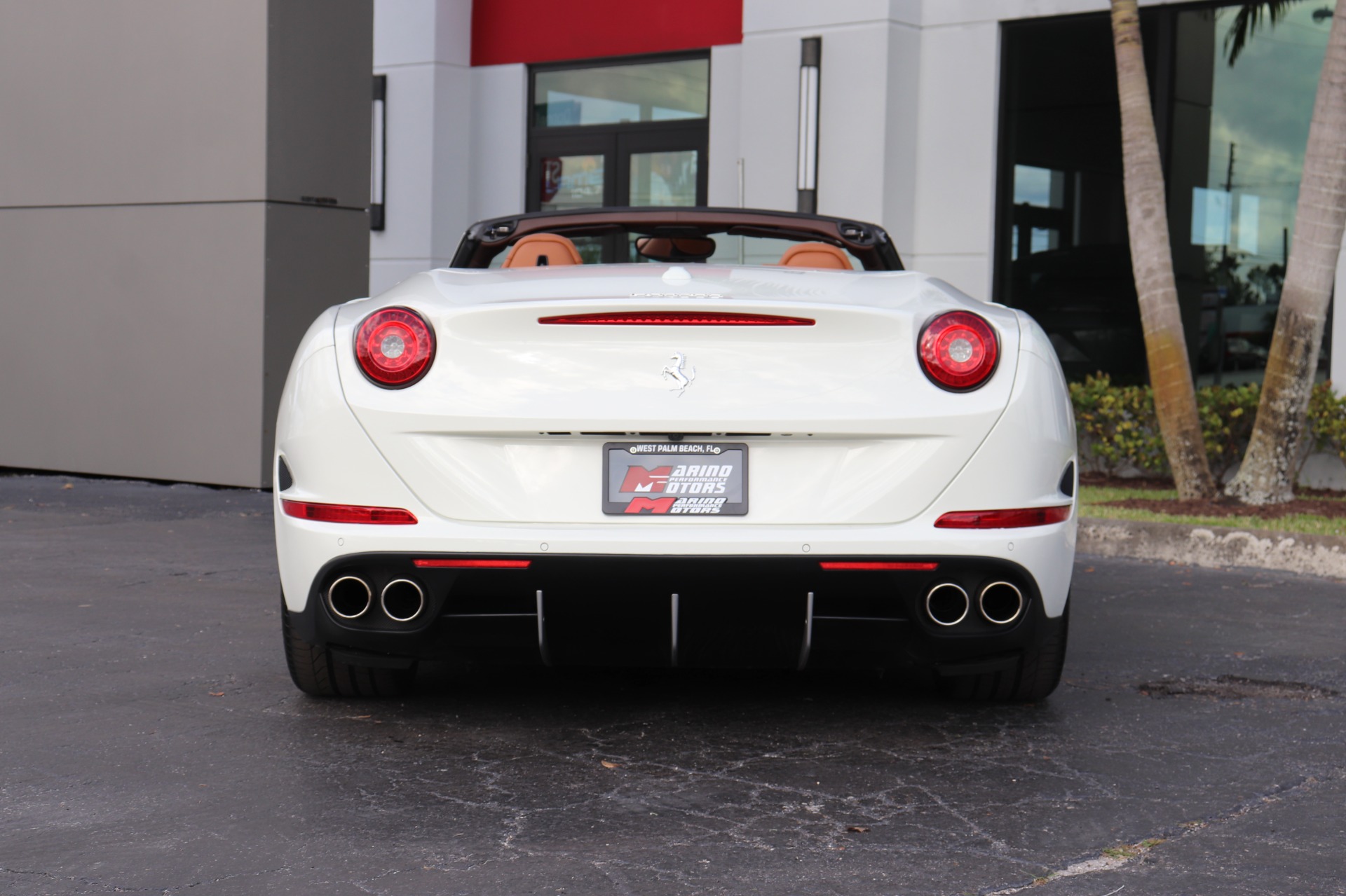 Used-2016-Ferrari-California-T