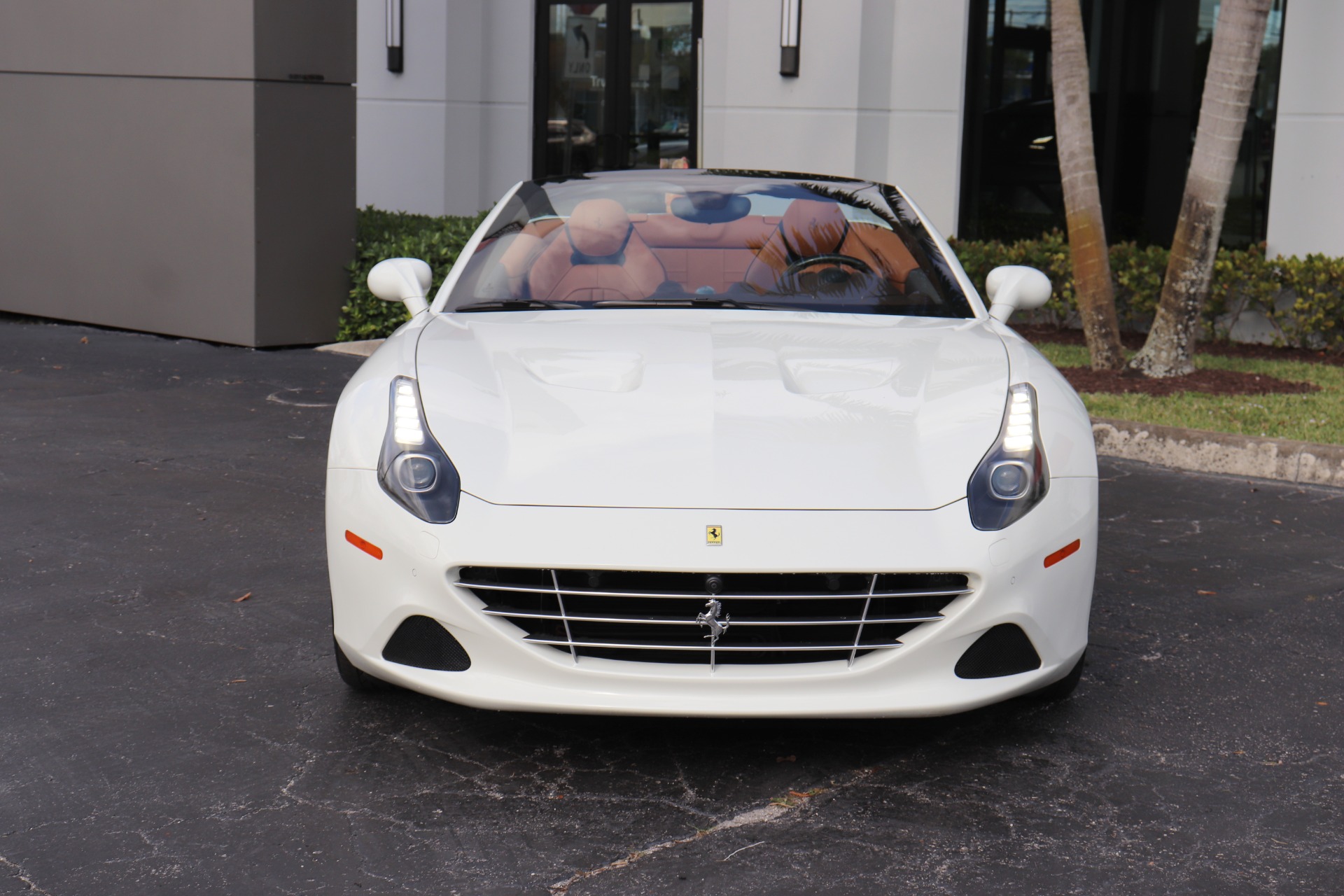 Used-2016-Ferrari-California-T