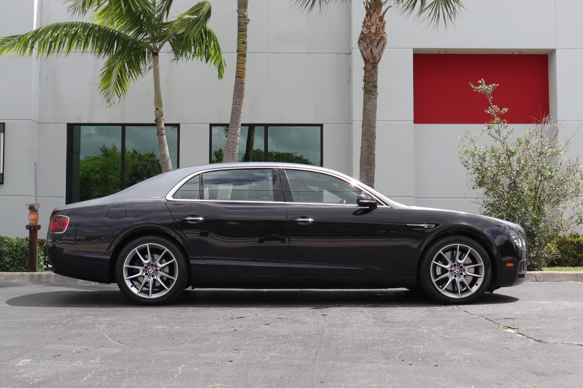 Used-2018-Bentley-Flying-Spur-V8-S