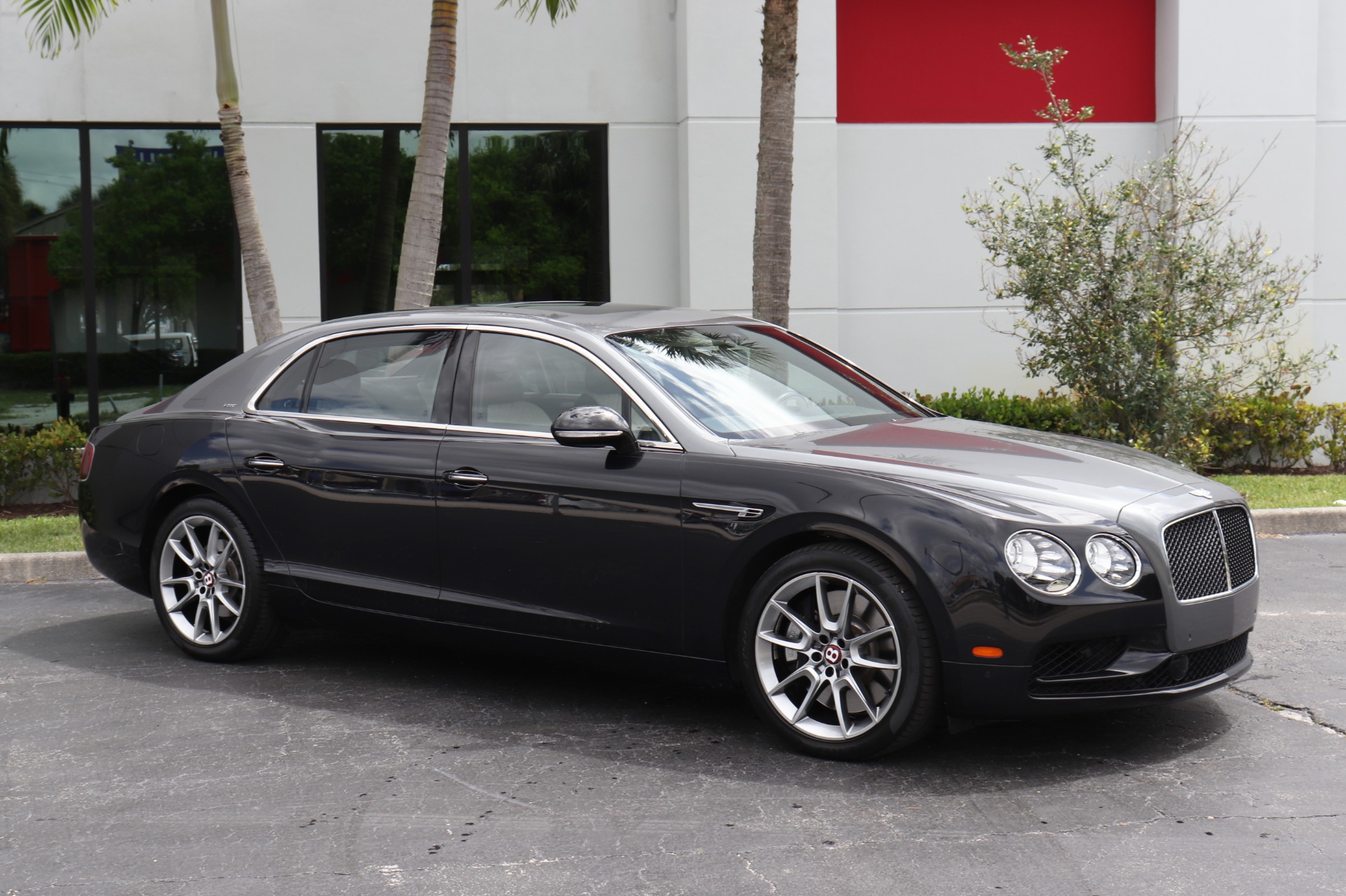 Used-2018-Bentley-Flying-Spur-V8-S