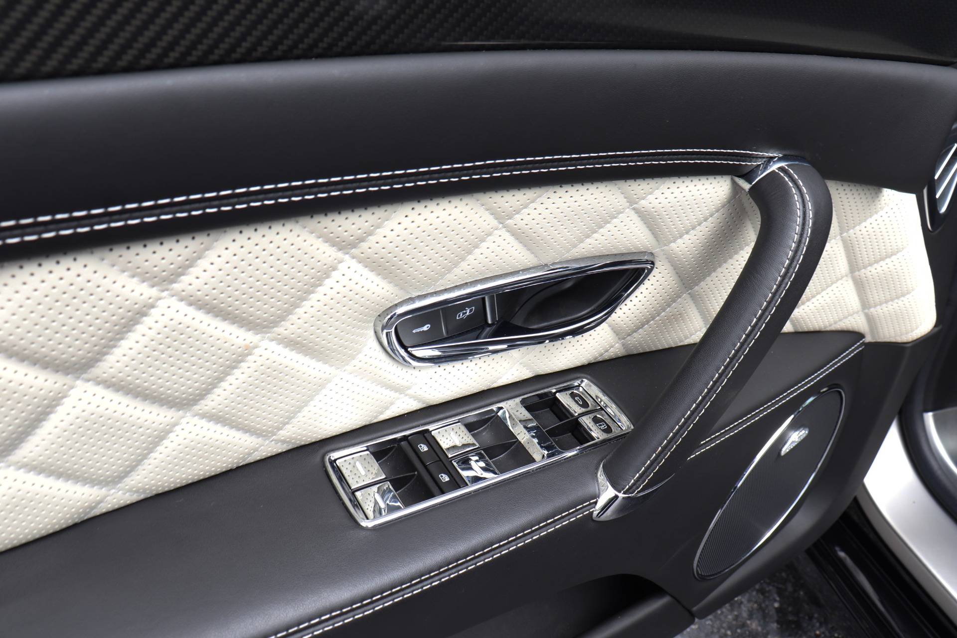 Used-2018-Bentley-Flying-Spur-V8-S