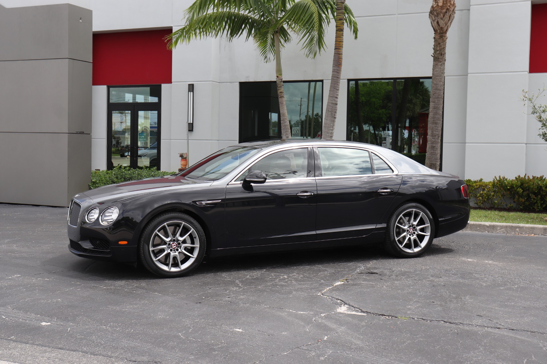 Used-2018-Bentley-Flying-Spur-V8-S
