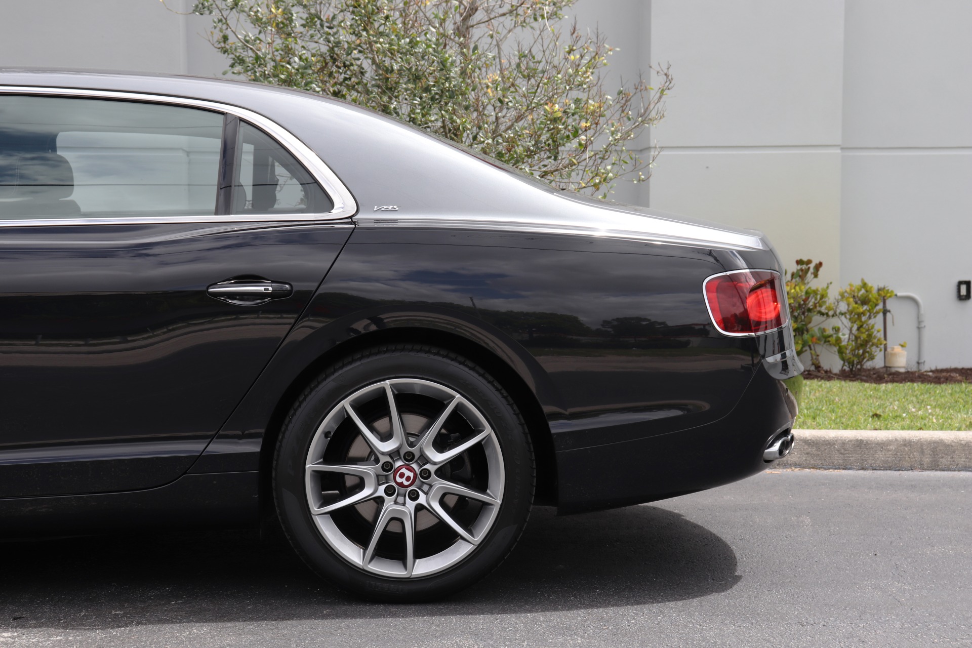 Used-2018-Bentley-Flying-Spur-V8-S
