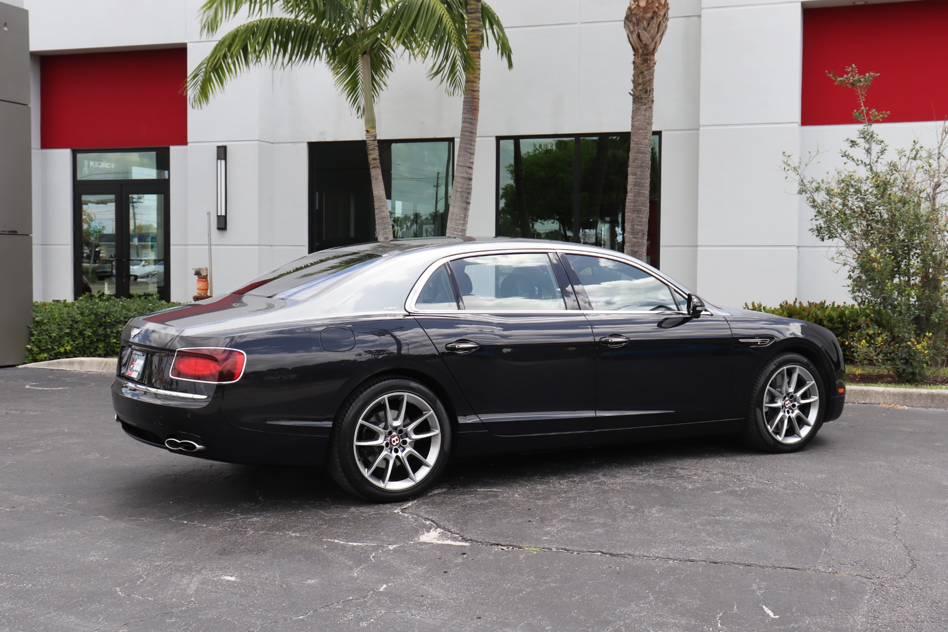Used-2018-Bentley-Flying-Spur-V8-S