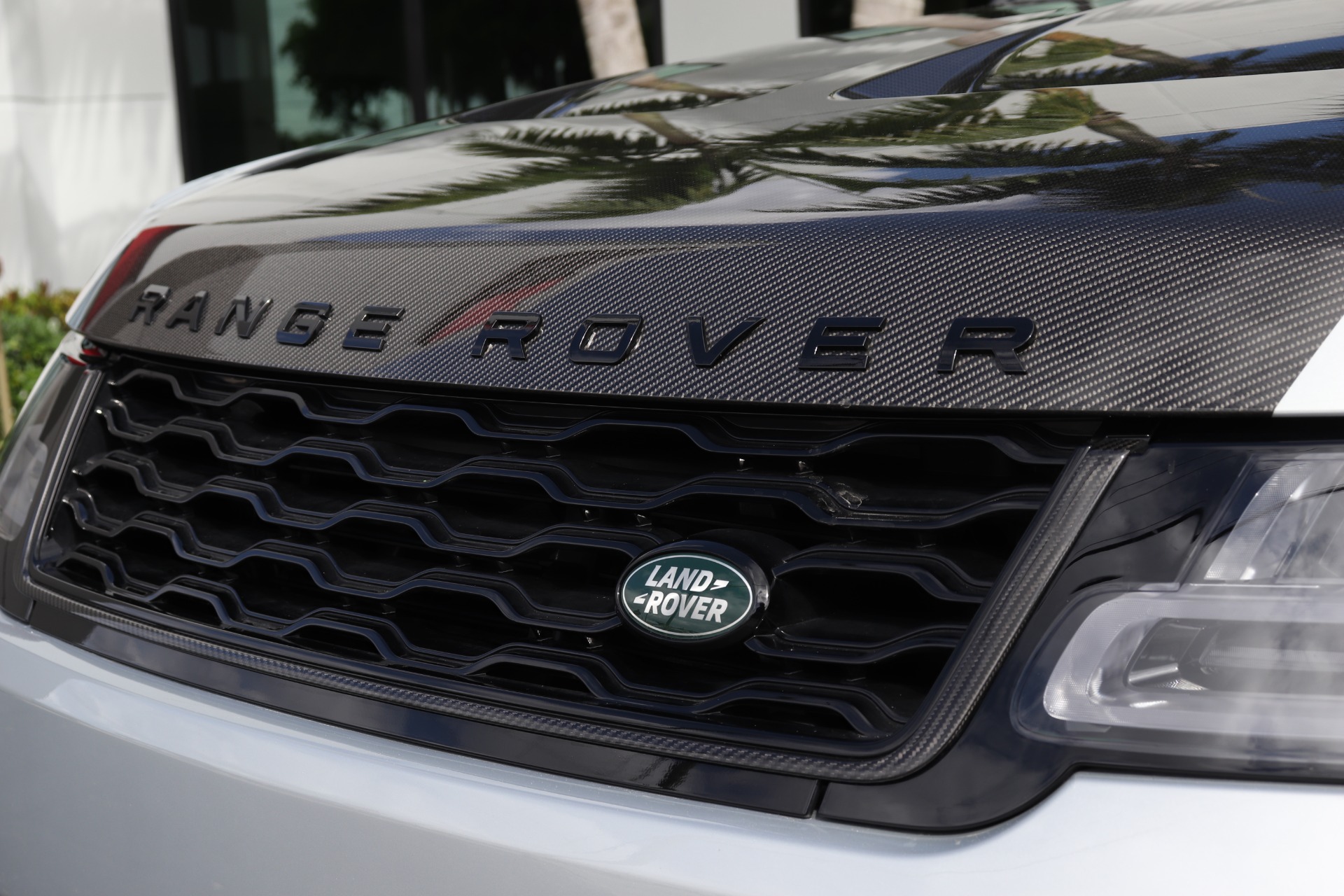 Used-2022-Land-Rover-Range-Rover-Sport-SVR