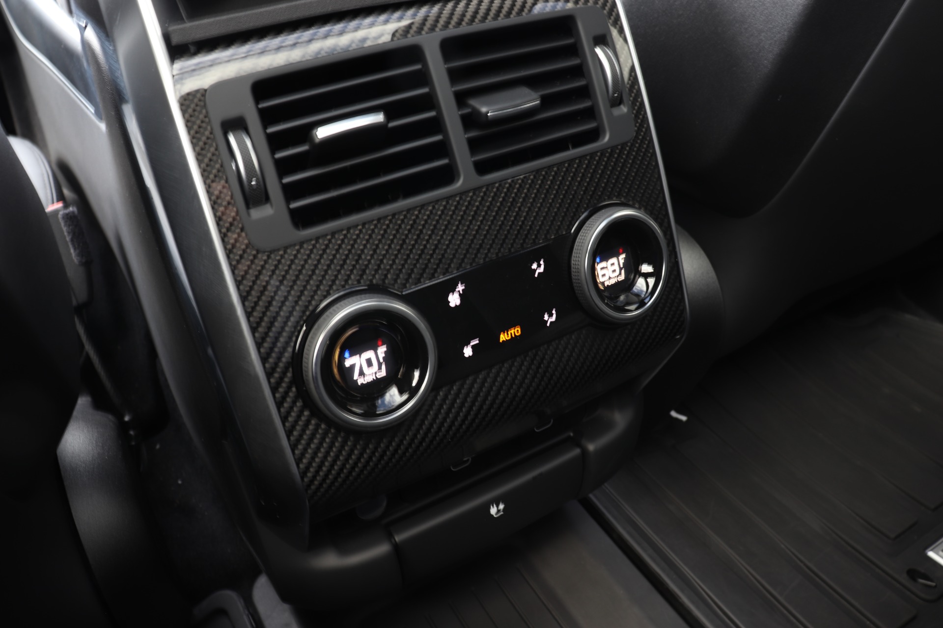 Used-2022-Land-Rover-Range-Rover-Sport-SVR