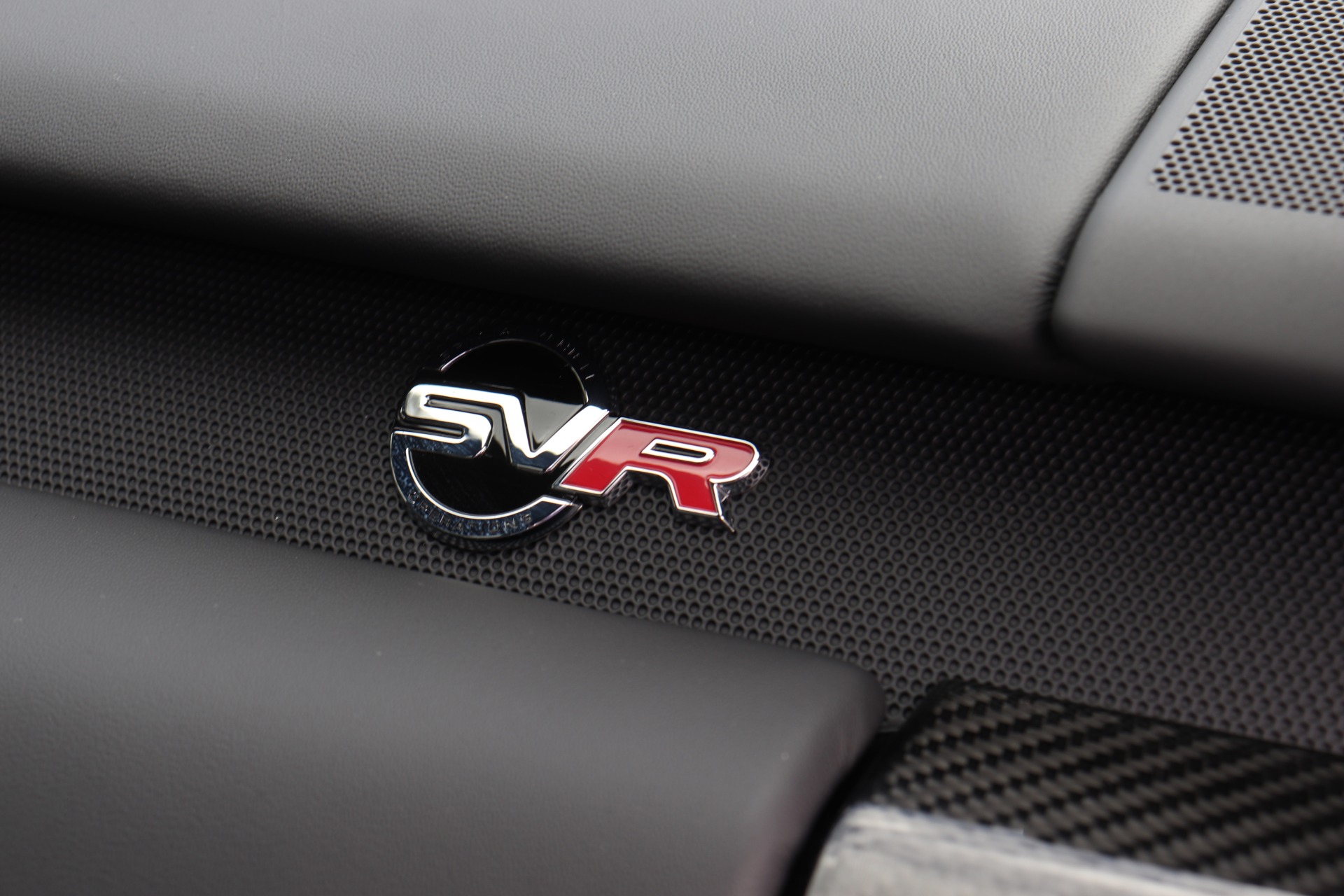 Used-2022-Land-Rover-Range-Rover-Sport-SVR