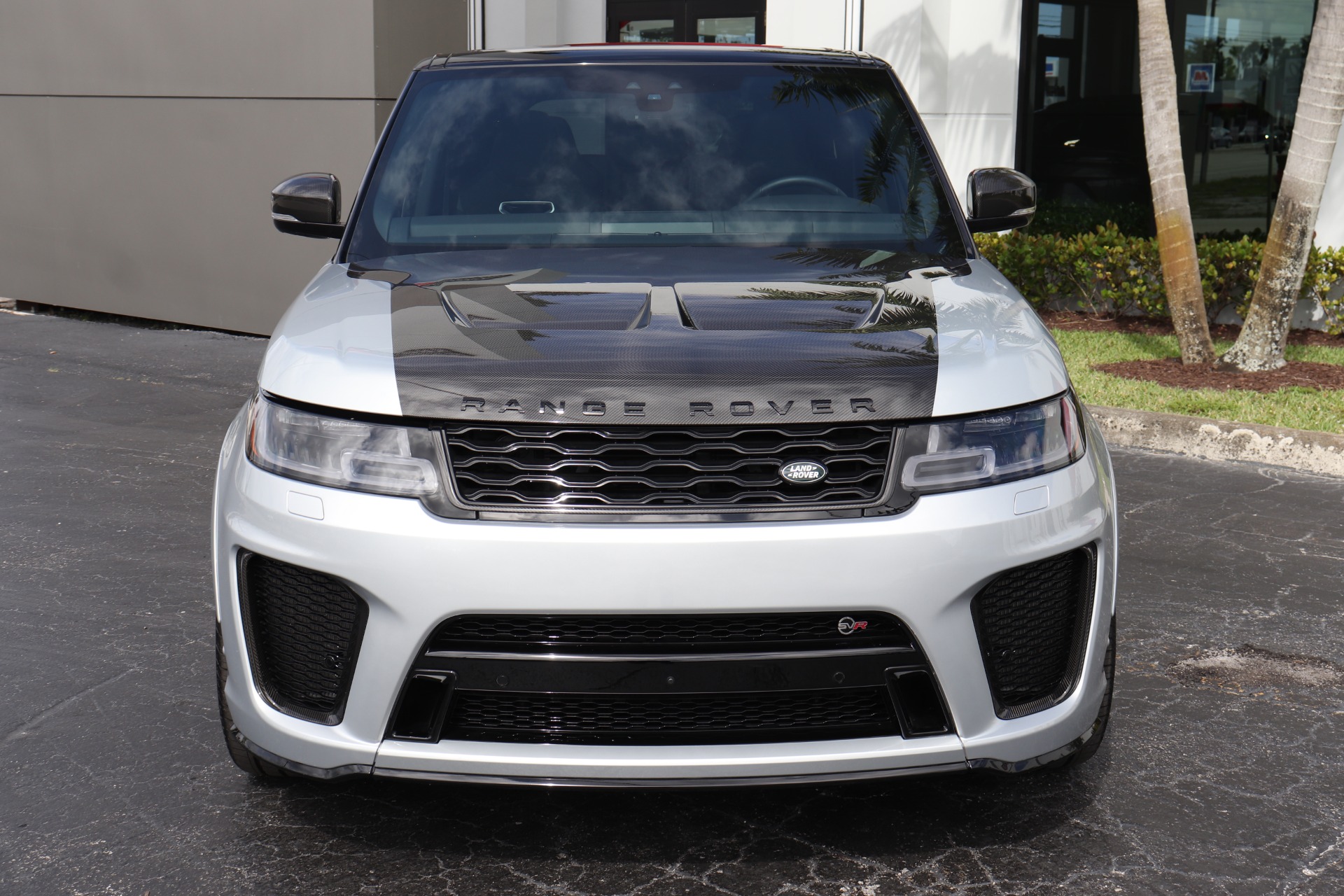 Used-2022-Land-Rover-Range-Rover-Sport-SVR