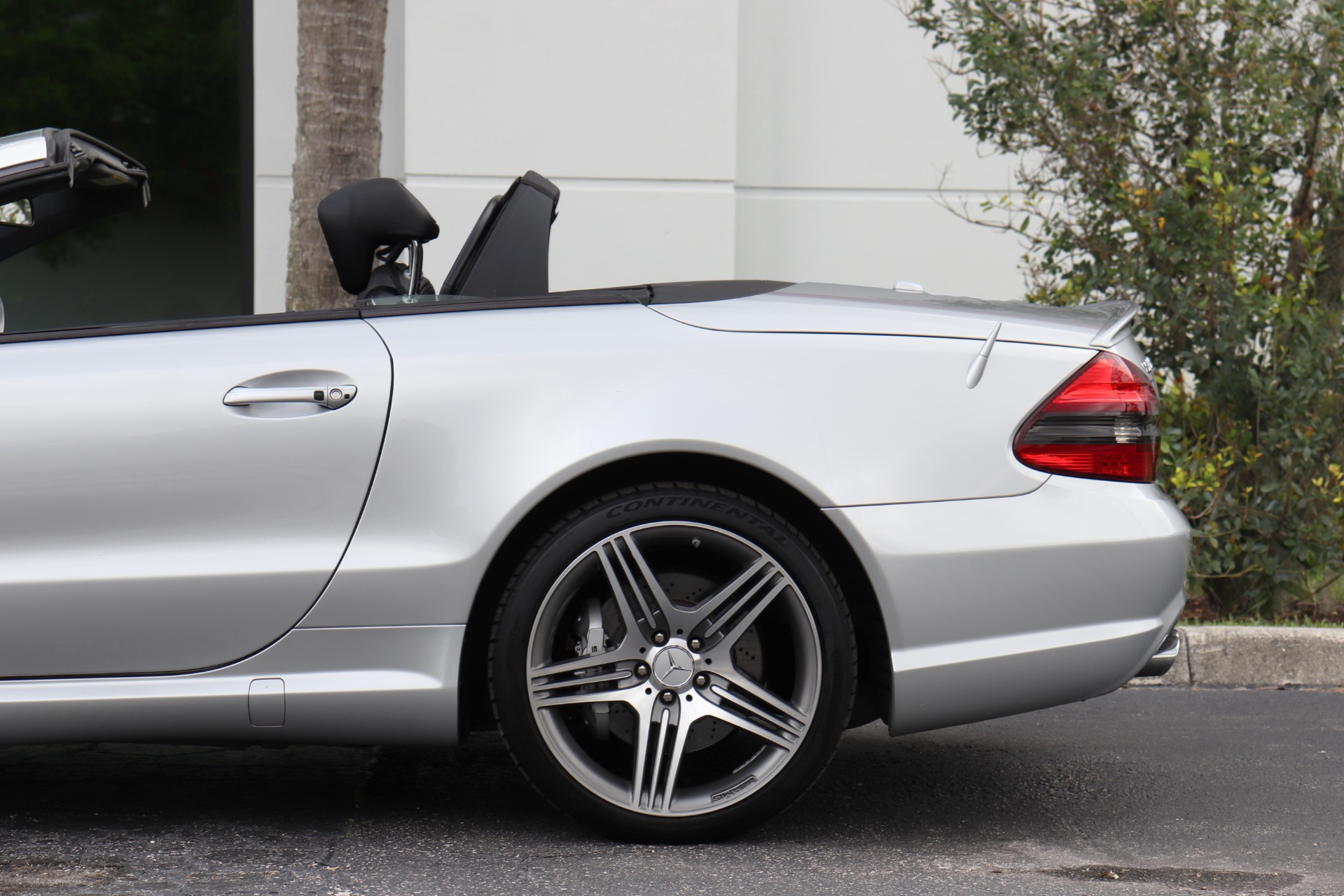 Used-2011-Mercedes-Benz-SL-Class-SL-63-AMG